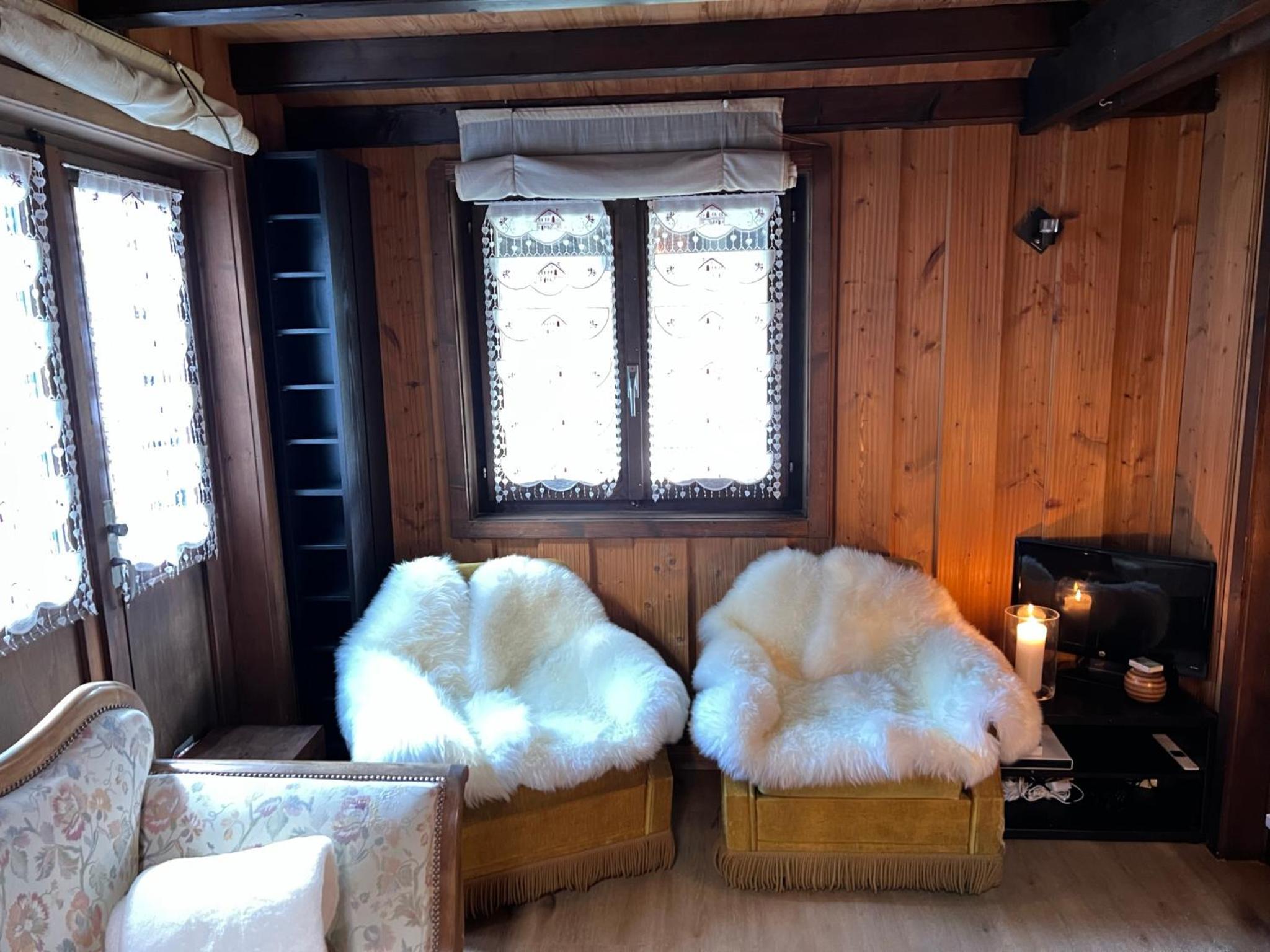 Entire cozy chalet in St-Cergue - 30 min from Geneva