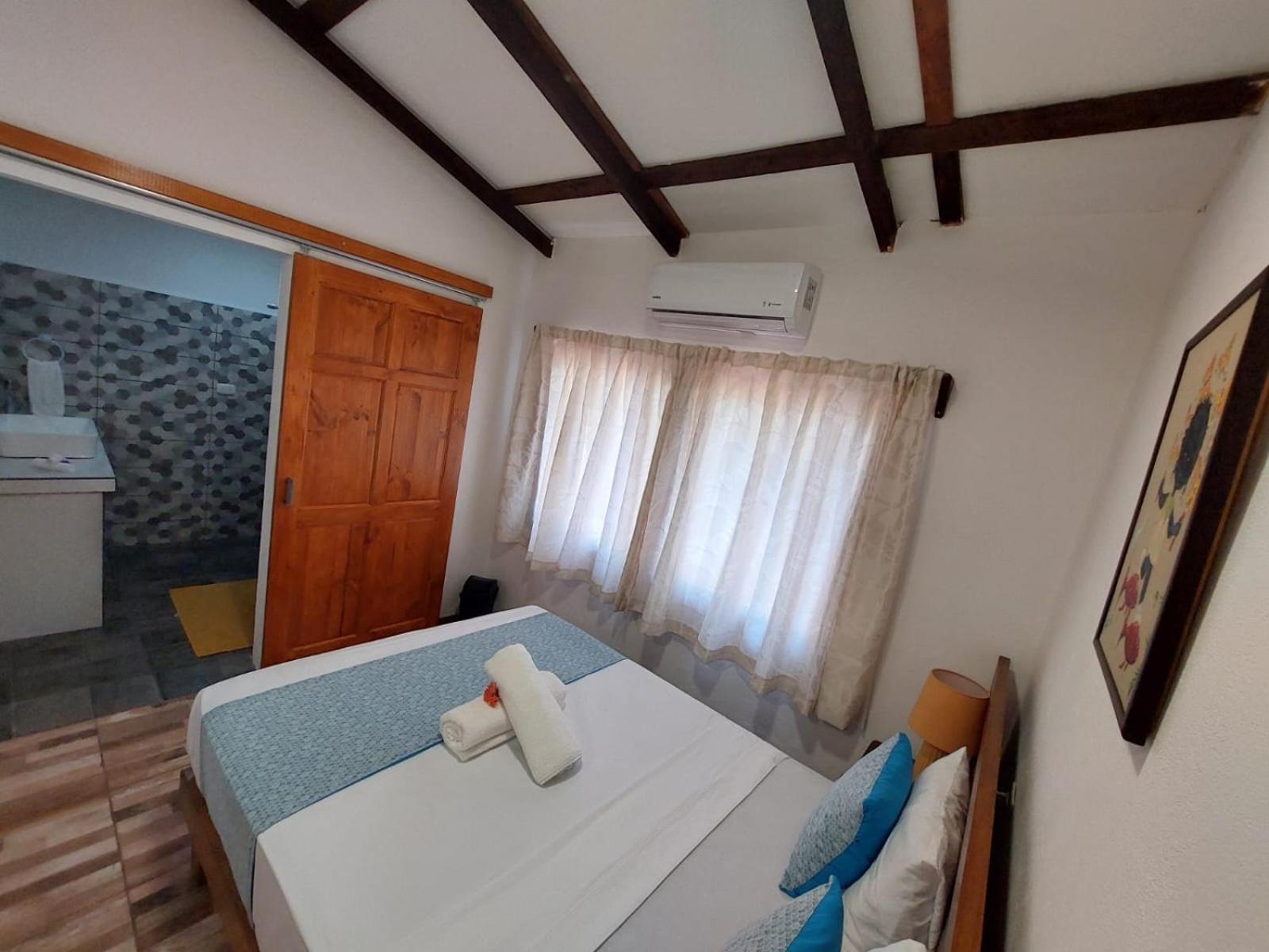 Hospedaje Casa THIREMA Tortuguero