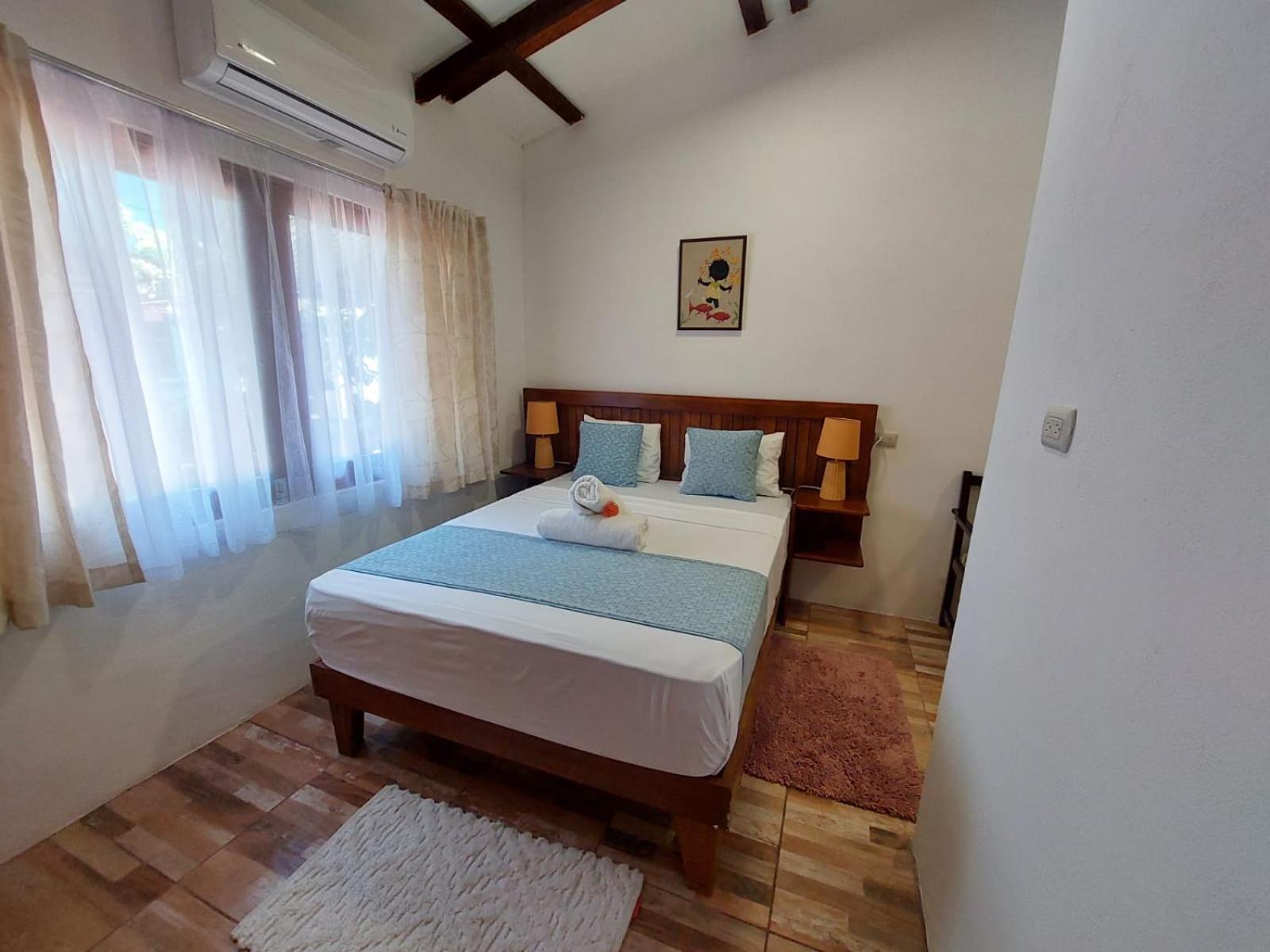 Hospedaje Casa THIREMA Tortuguero