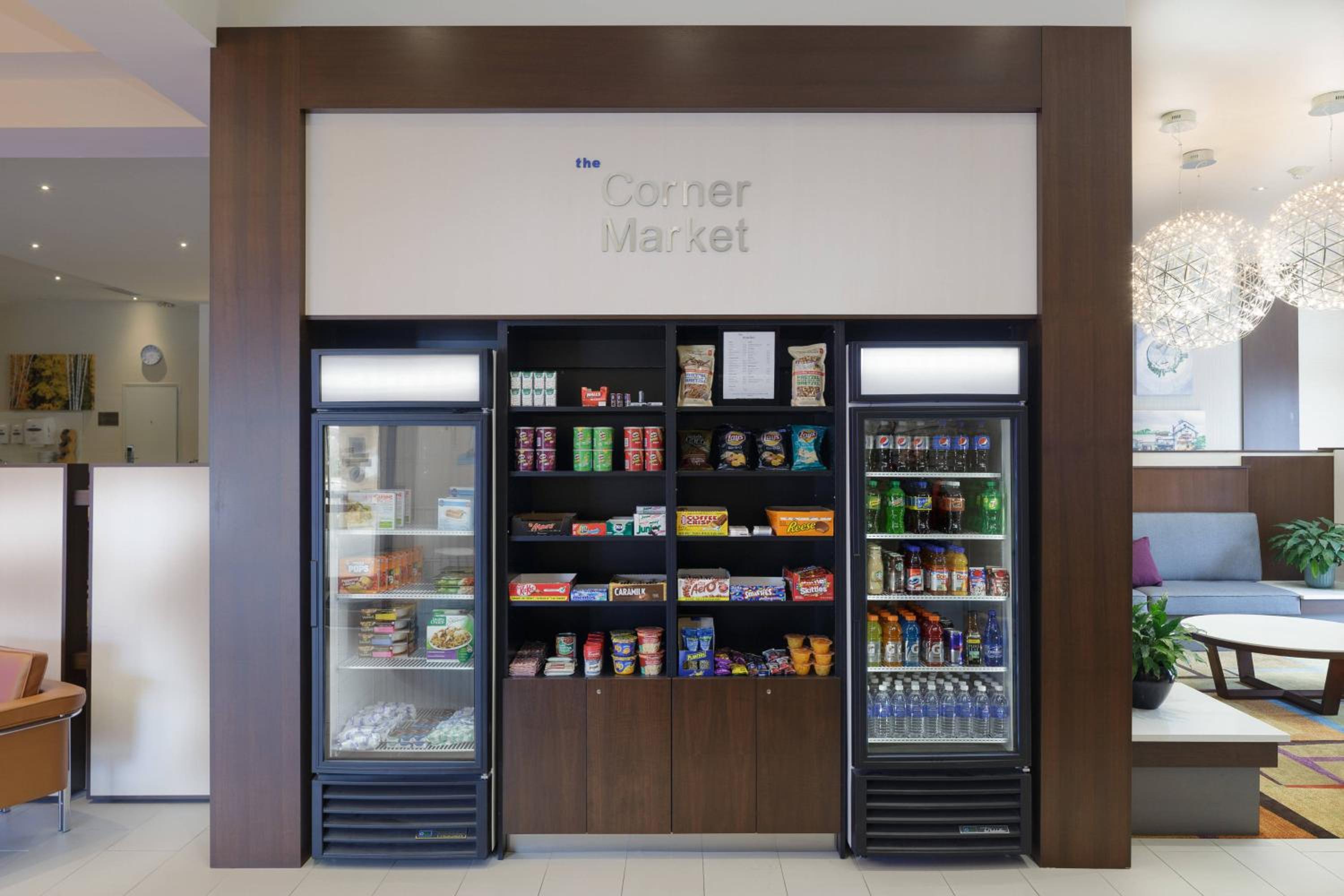 Belleville Vacations - Fairfield Inn  Suites by Marriott Belleville - Property Image 9