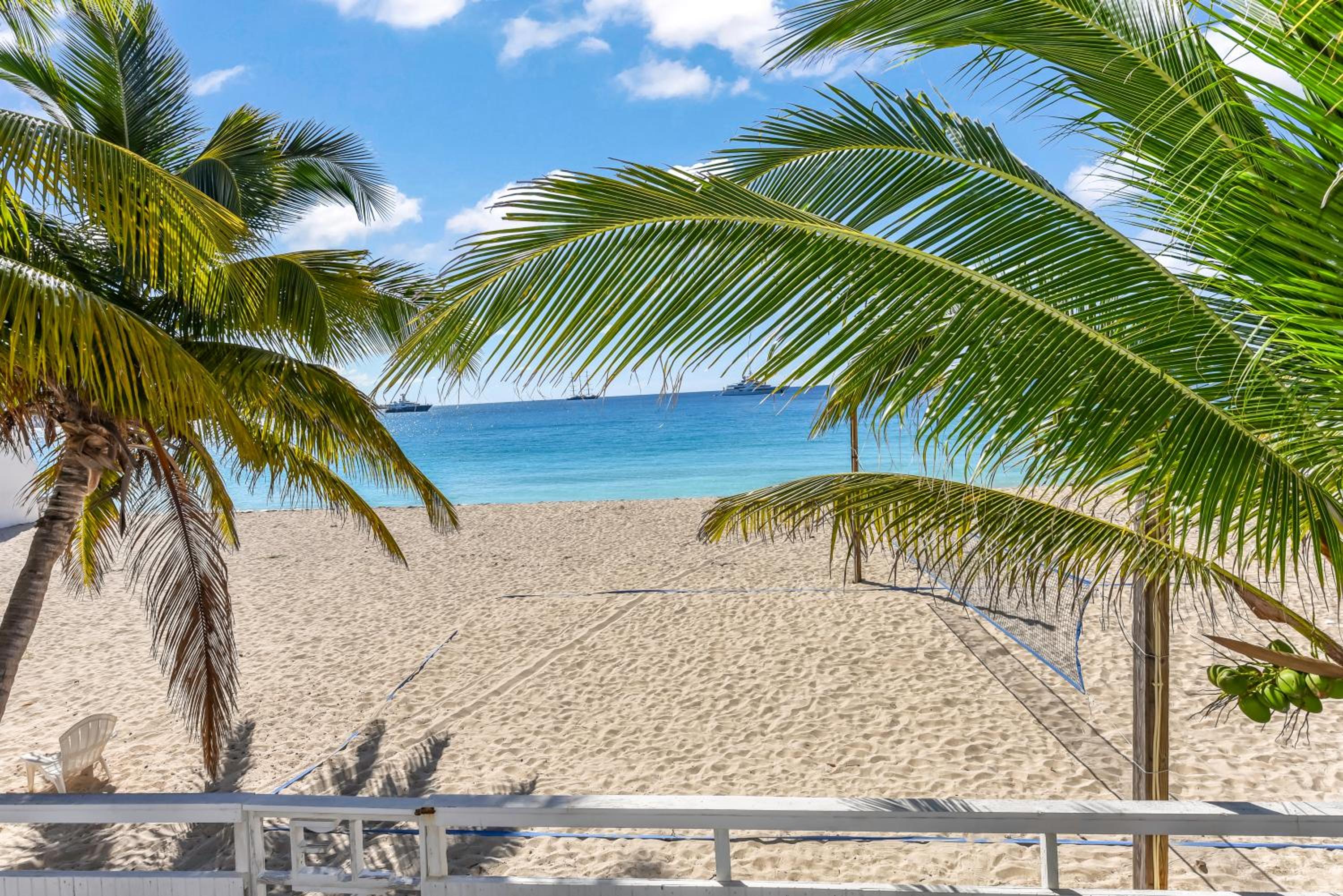 CocoVaa Beach Boutique Hotel
