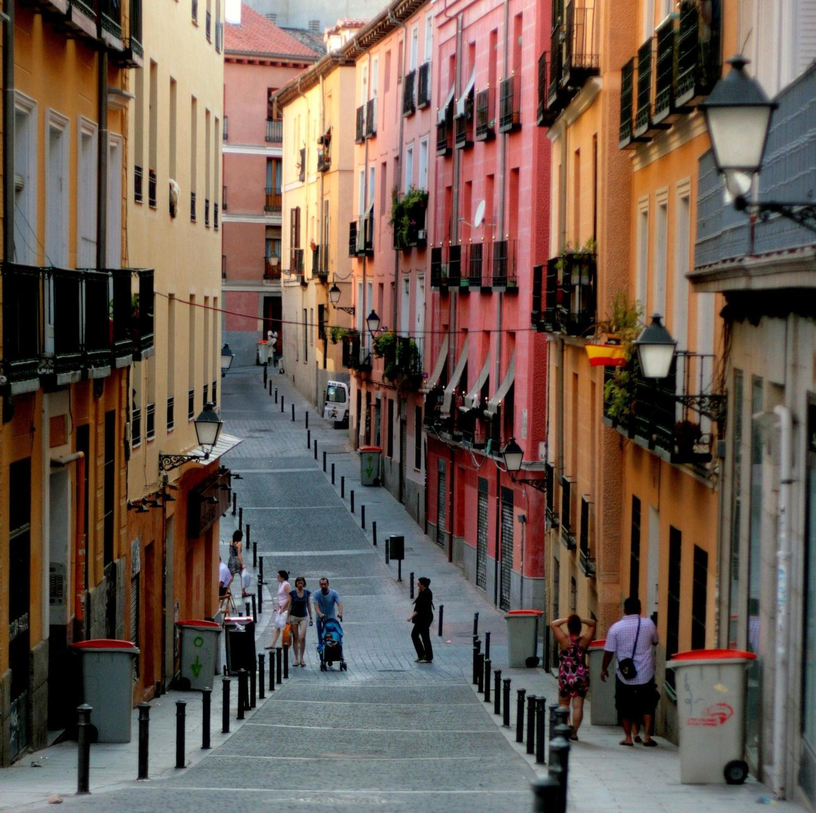 Luminoso Apartamento en Lavapiés-Tirso de Molina
