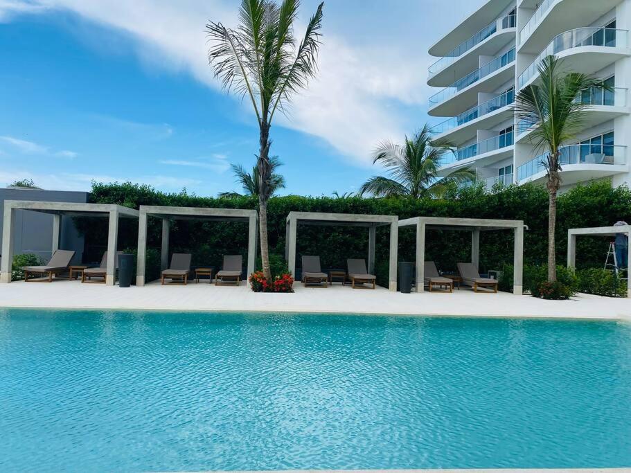 Fantastic Loft/Beachfront+Pools