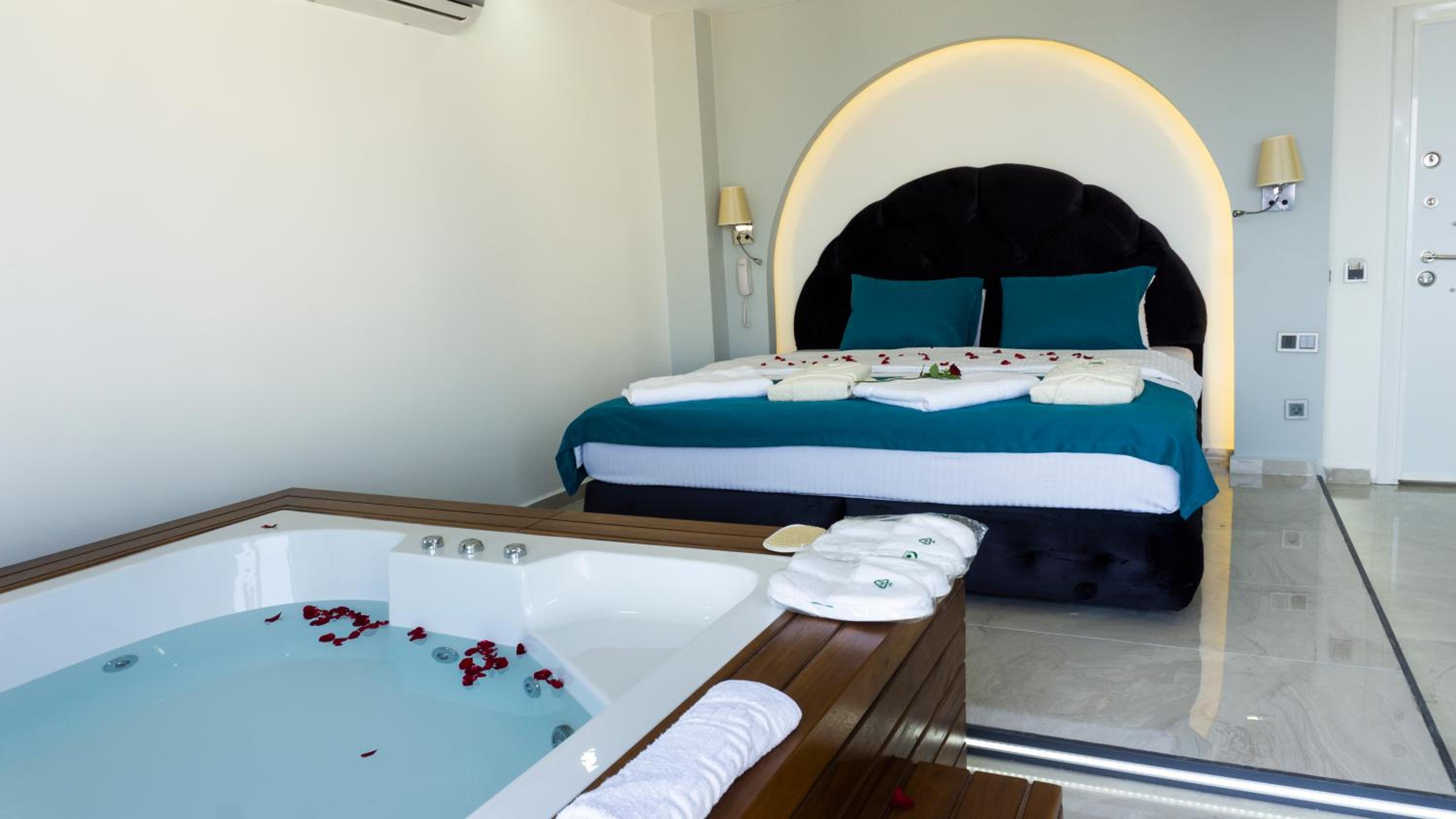 YELKEN APART HOTEL - Image 31