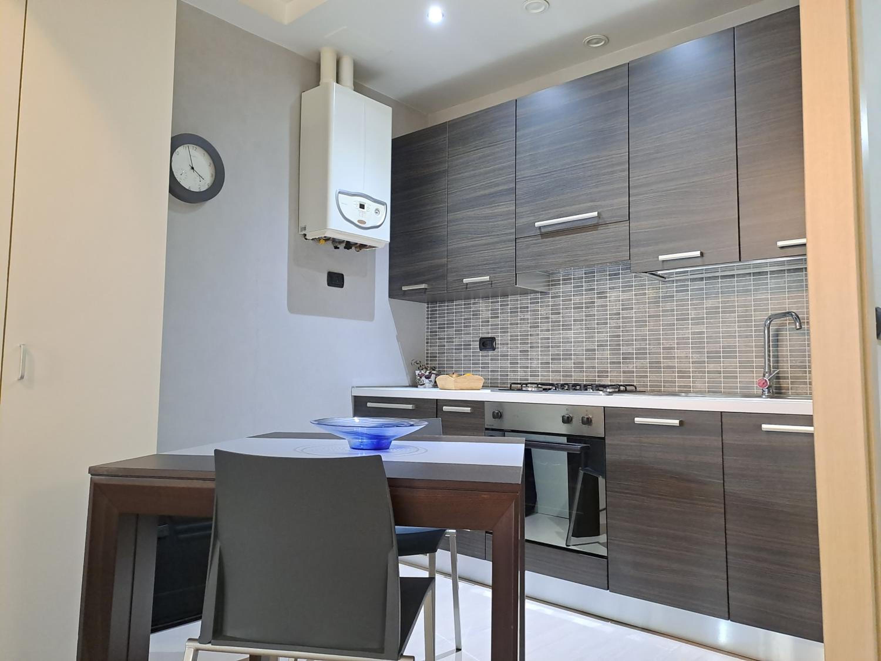 Parma Vacations - Appartamento nel cuore di Parma - Laterale via Farini - Property Image 19