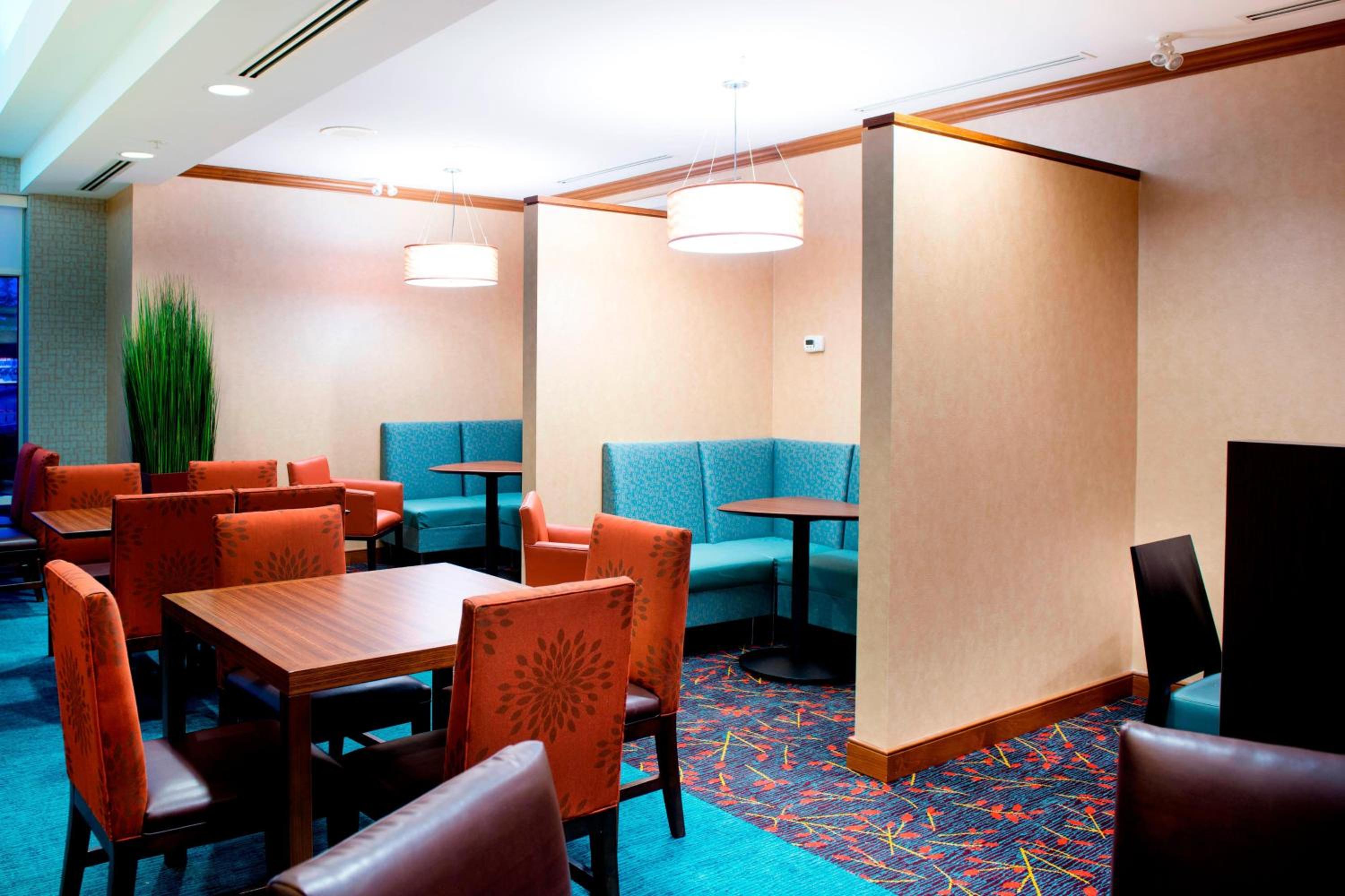 Residence Inn by Marriott Toronto Vaughan - Property Image 1
