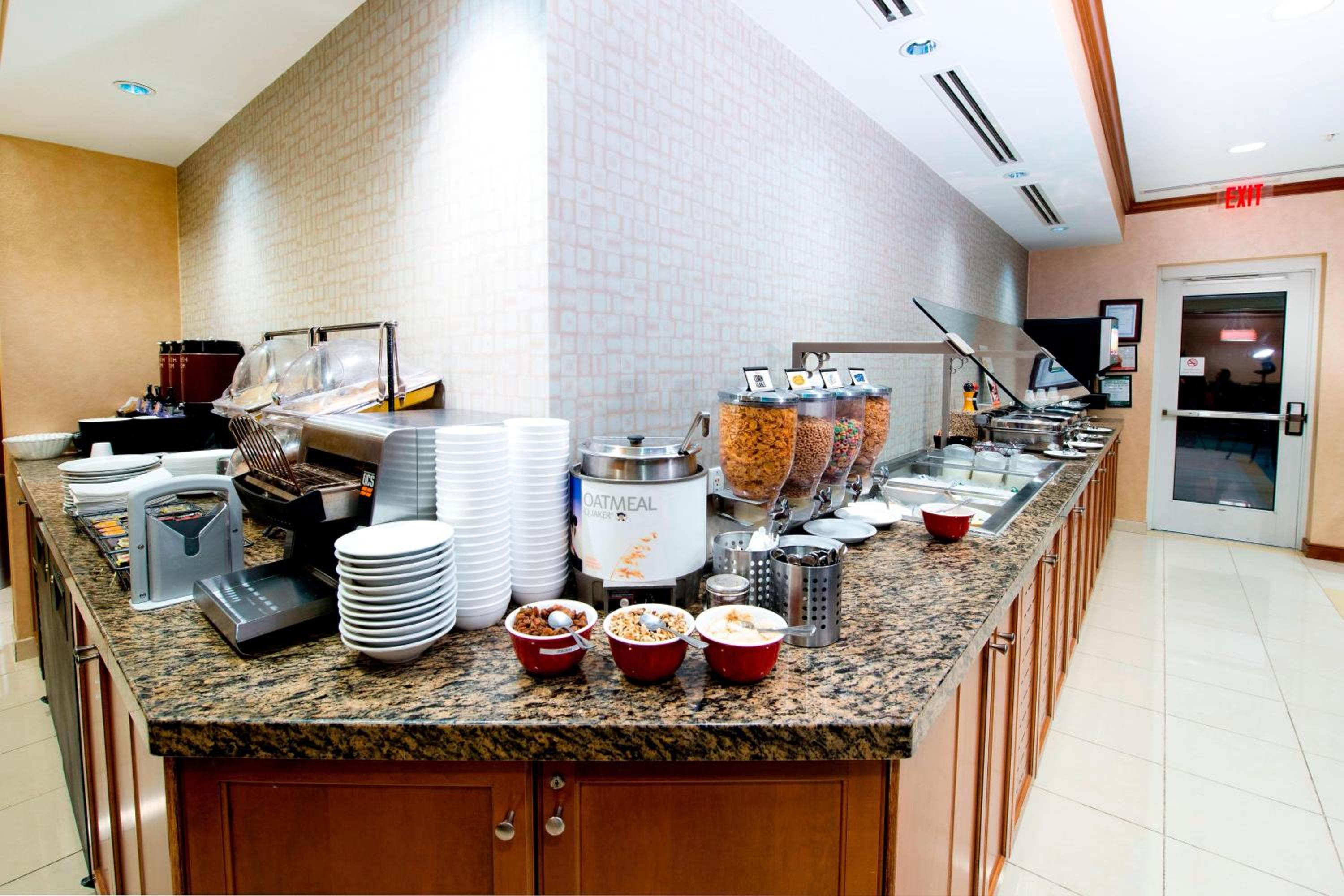 Residence Inn by Marriott Toronto Vaughan - Property Image 11