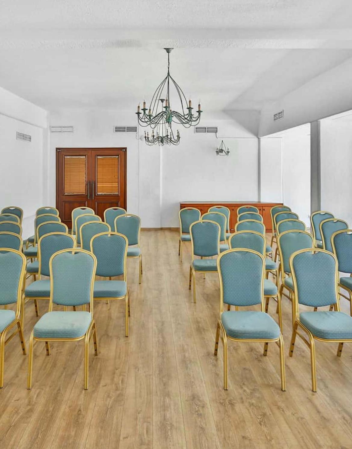 Dream Studio270m from the Beach