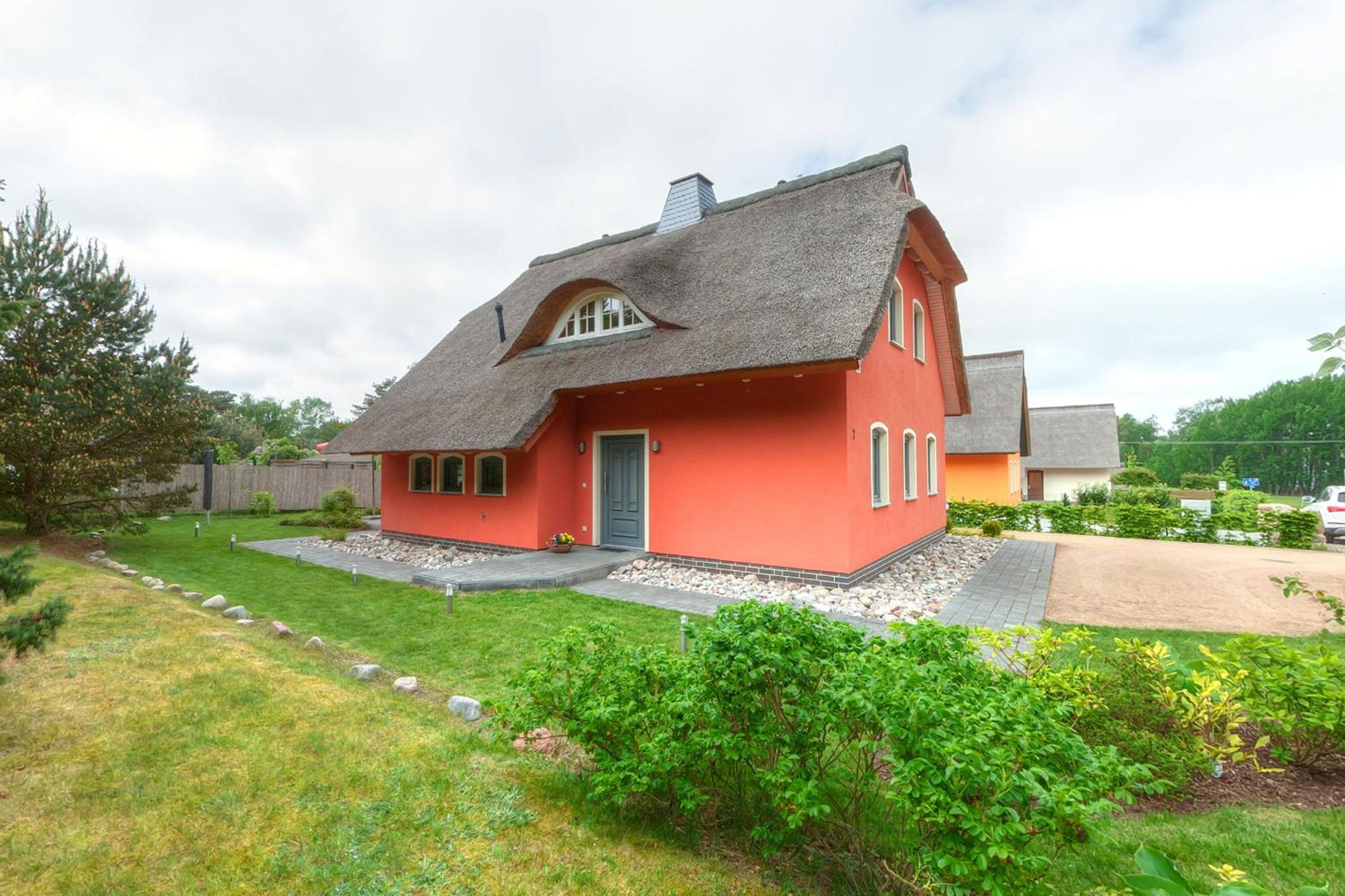 Stubbenfelde, Reetdachhaus Seeblick