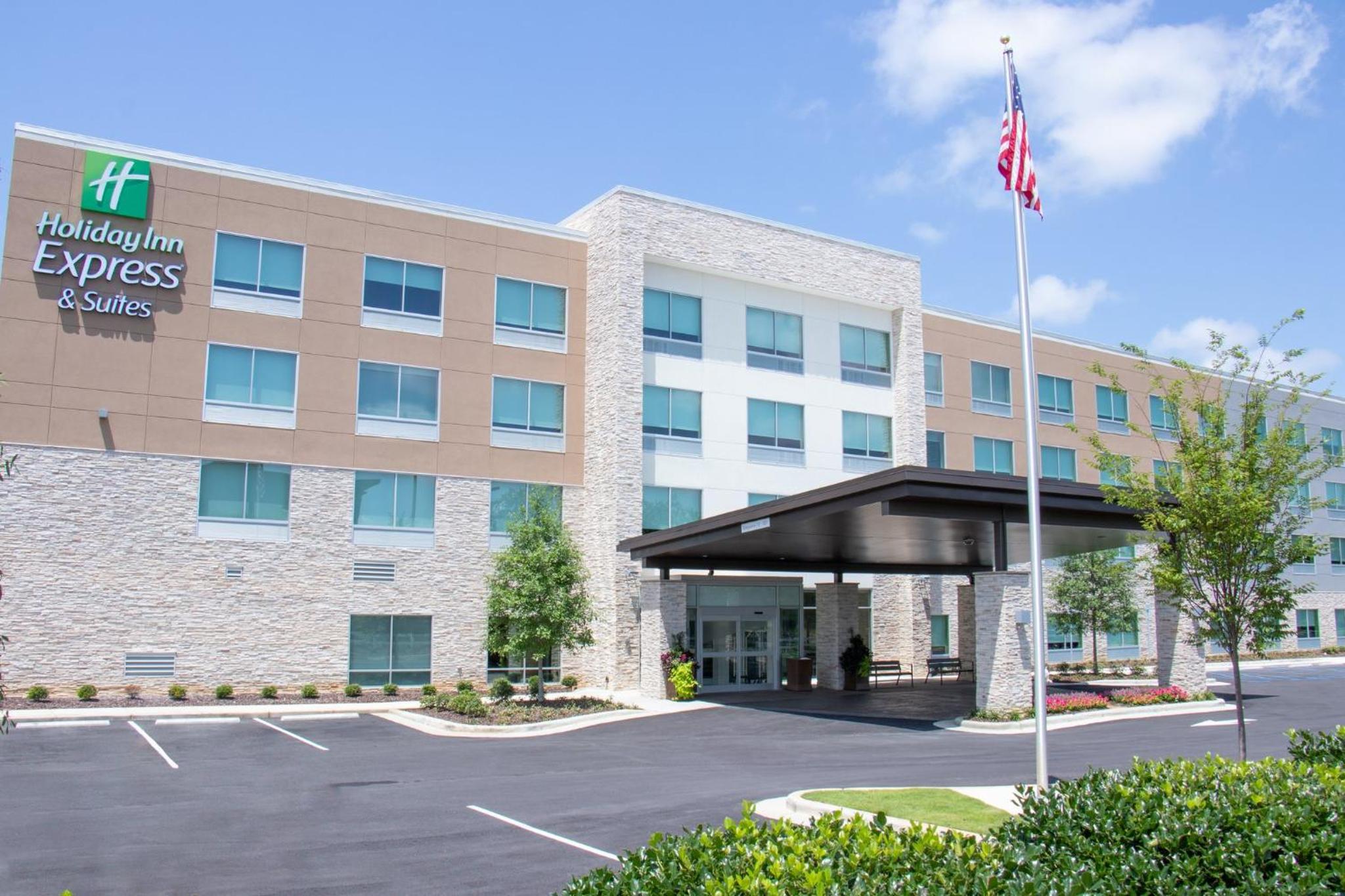 Hotel Holiday Inn Express & Suites Tuscaloosa East, an IHG Hotel - Image 1