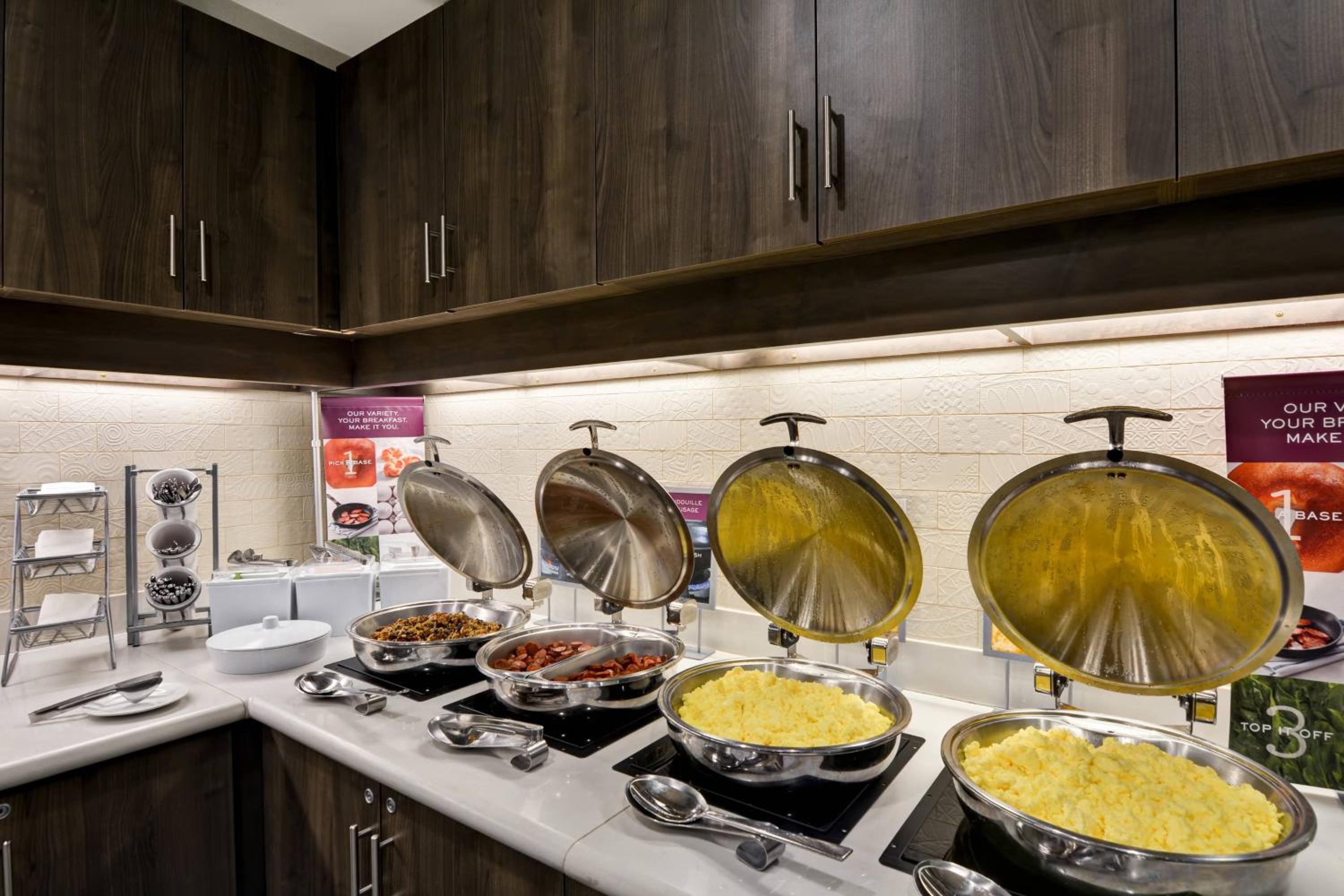 Glendale Vacations - Residence Inn by Marriott Milwaukee North/Glendale - Property Image 9