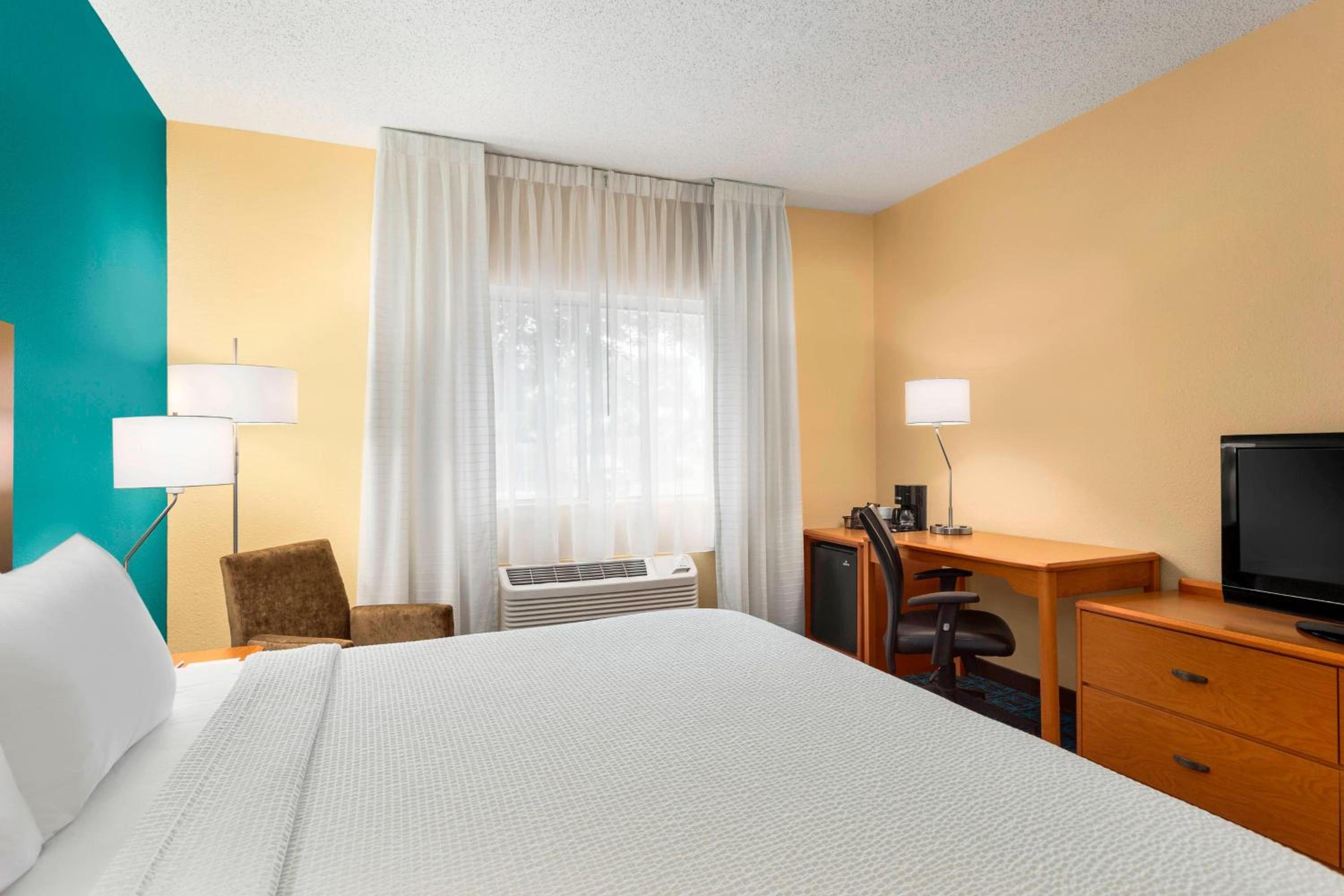 Fairfield Inn Racine - Property Image 7