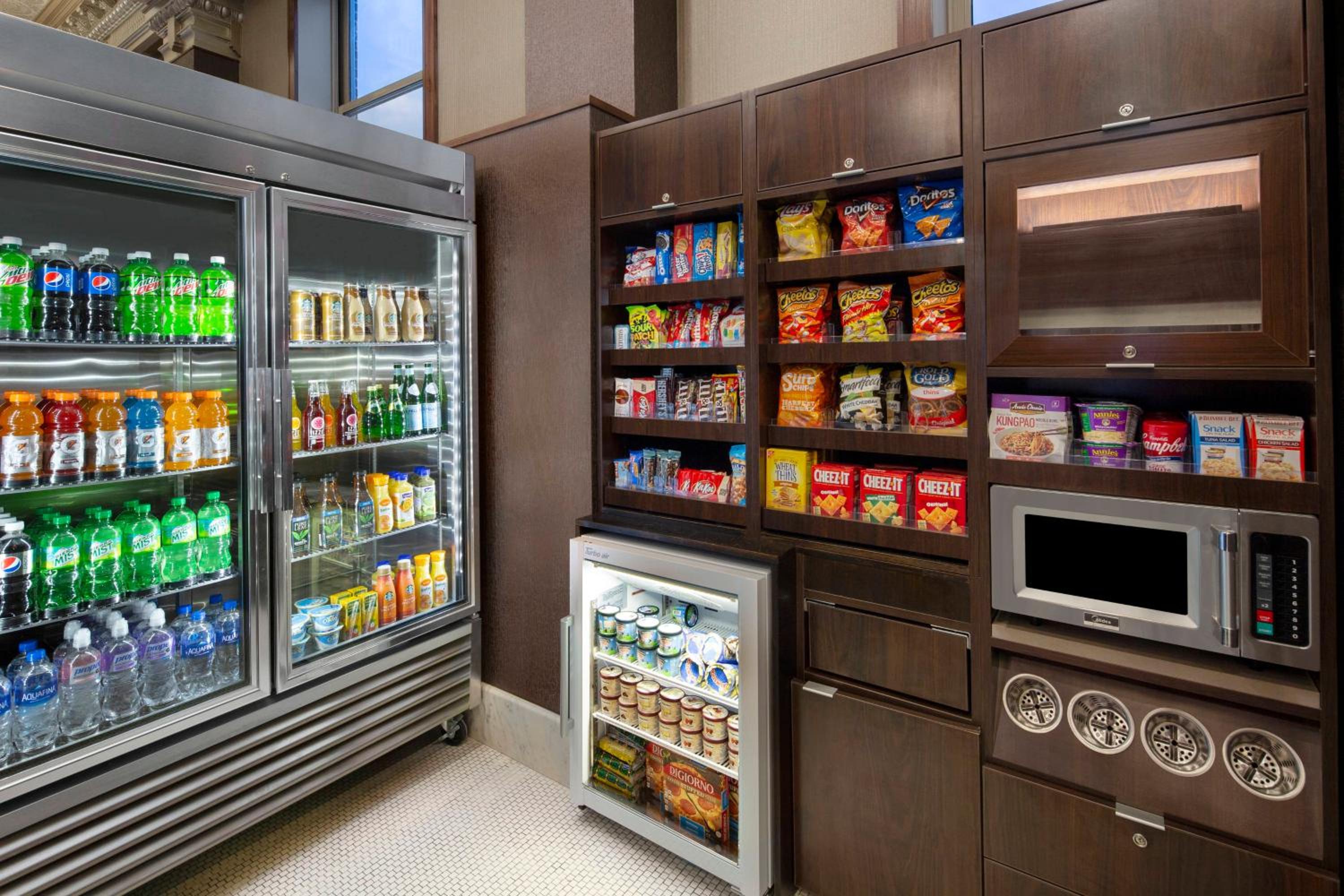 Cape Girardeau Vacations - Courtyard by Marriott Cape Girardeau Downtown - Property Image 4