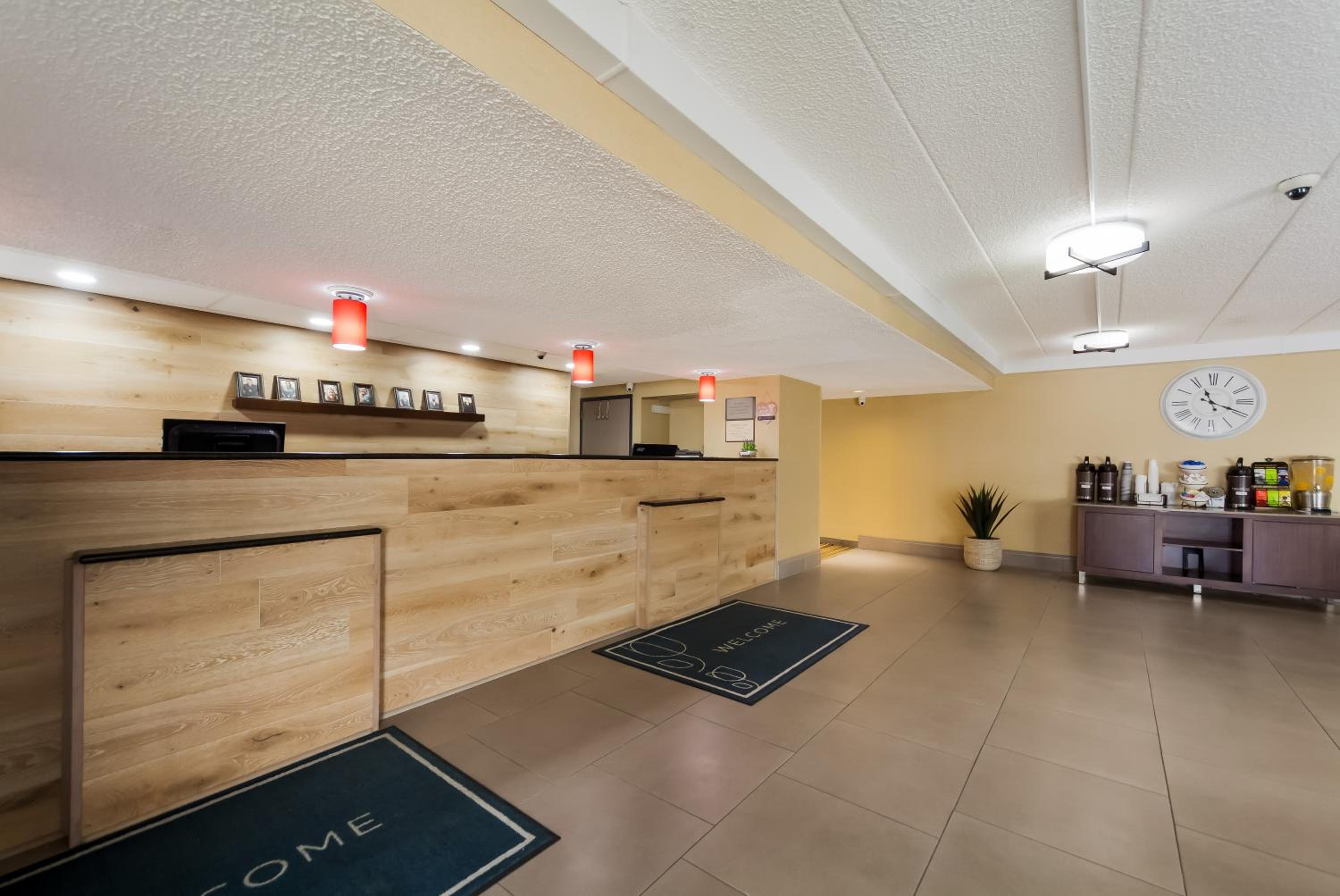 Lincoln Vacations - Country Inn  Suites by Radisson, Lincoln Airport, NE - Property Image 52