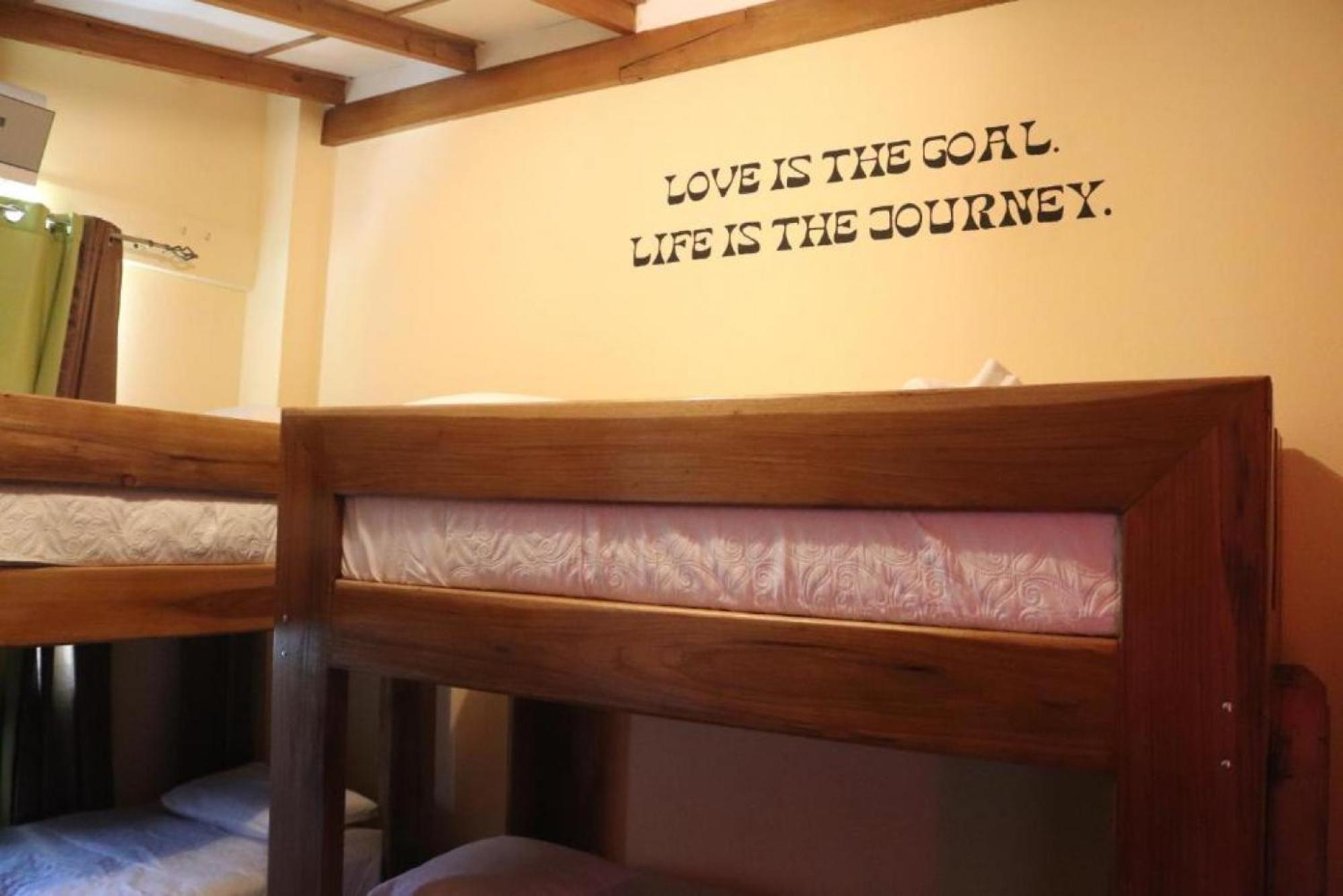 Planet B Hostel - Adults Only