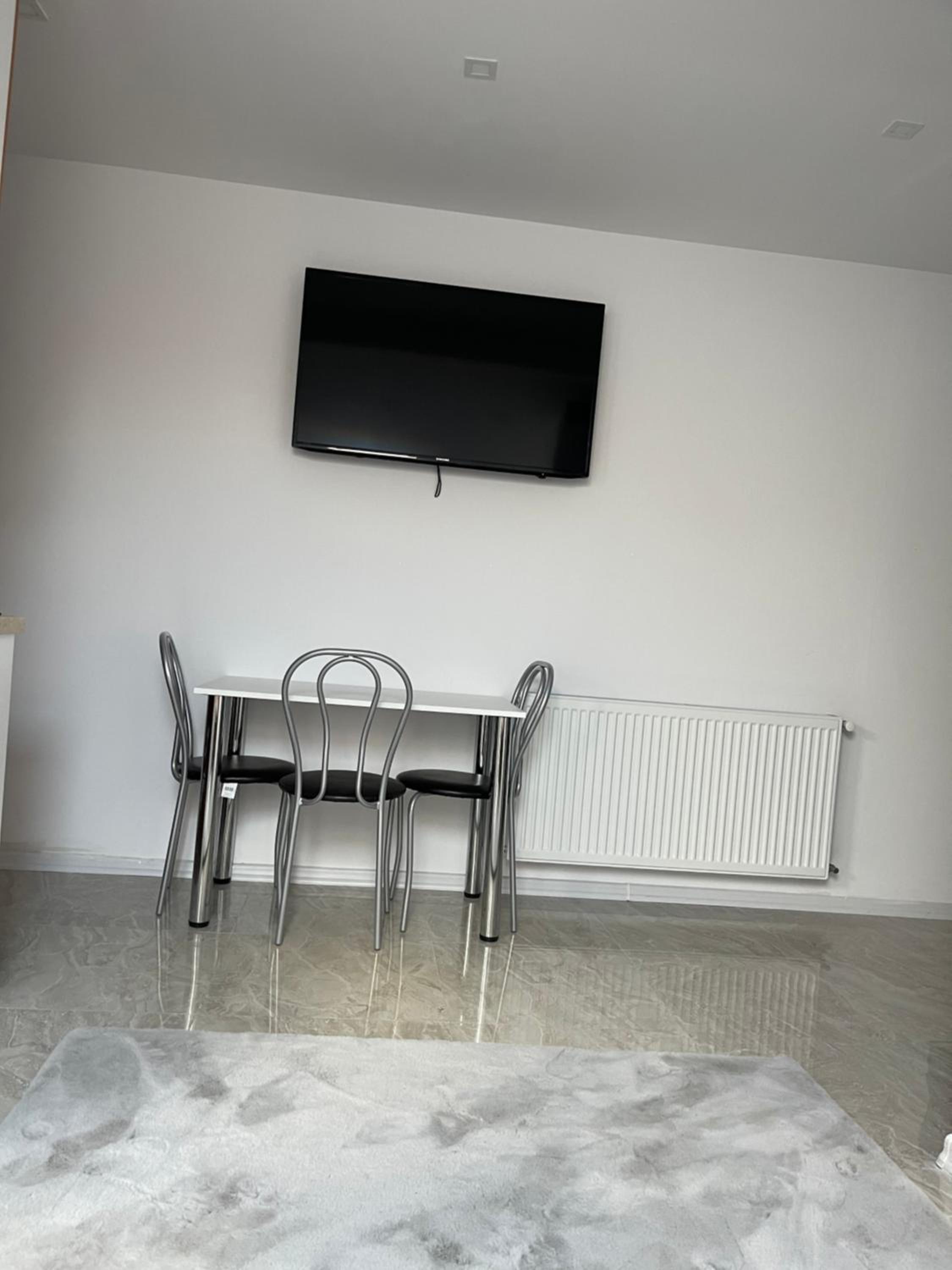 Cozy Apartament with 2Rooms view 5