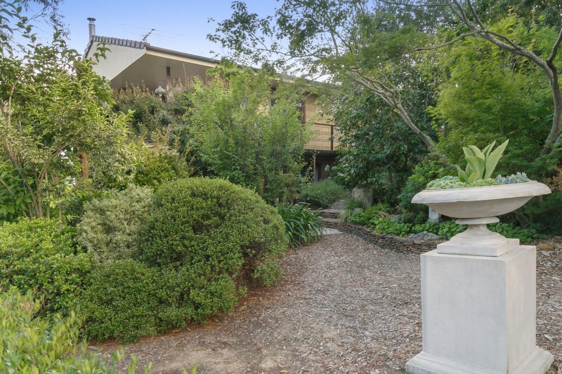 Hotel Shirri Mirri - Image 1