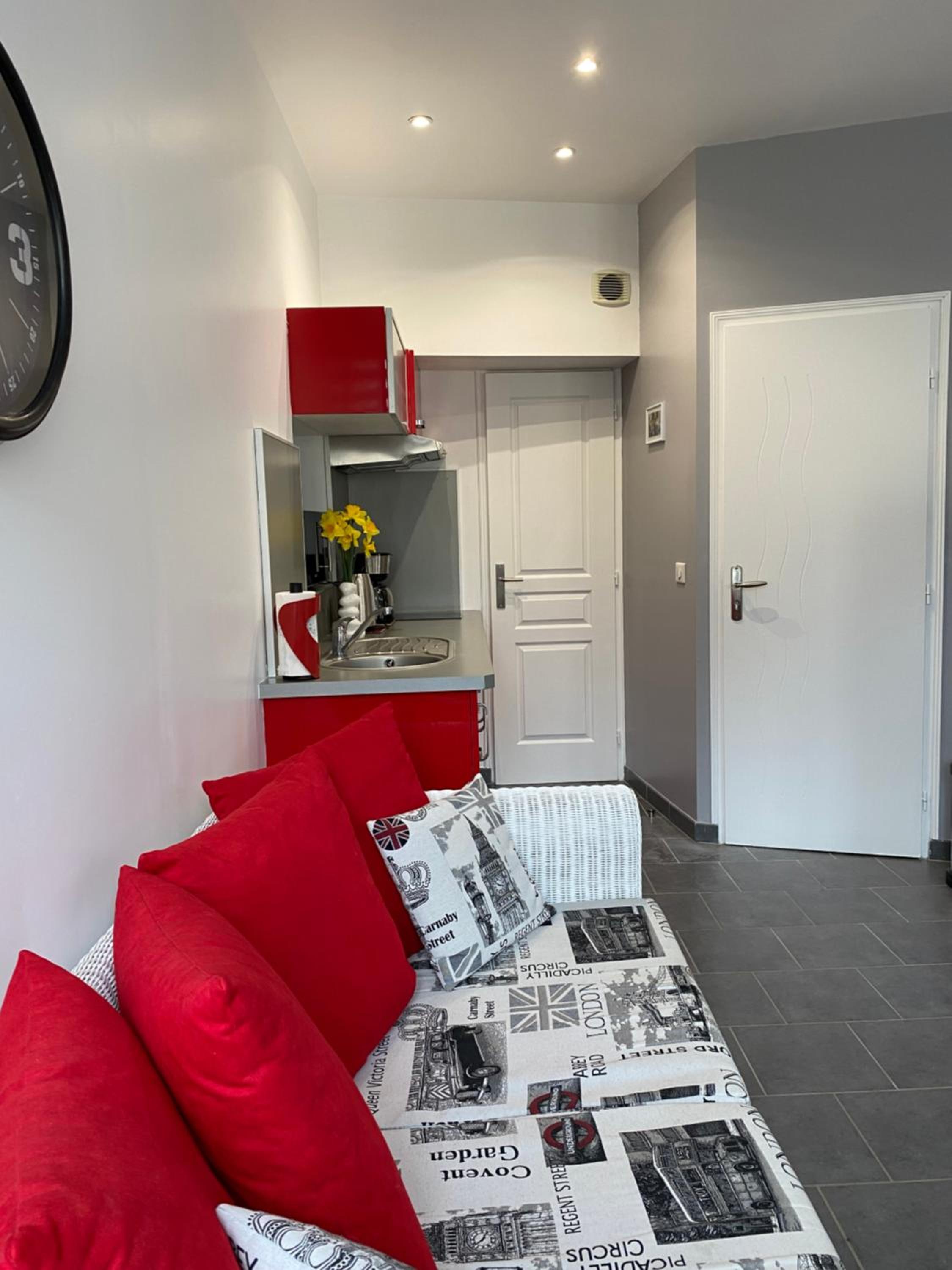 La Citadine - Property Image 20