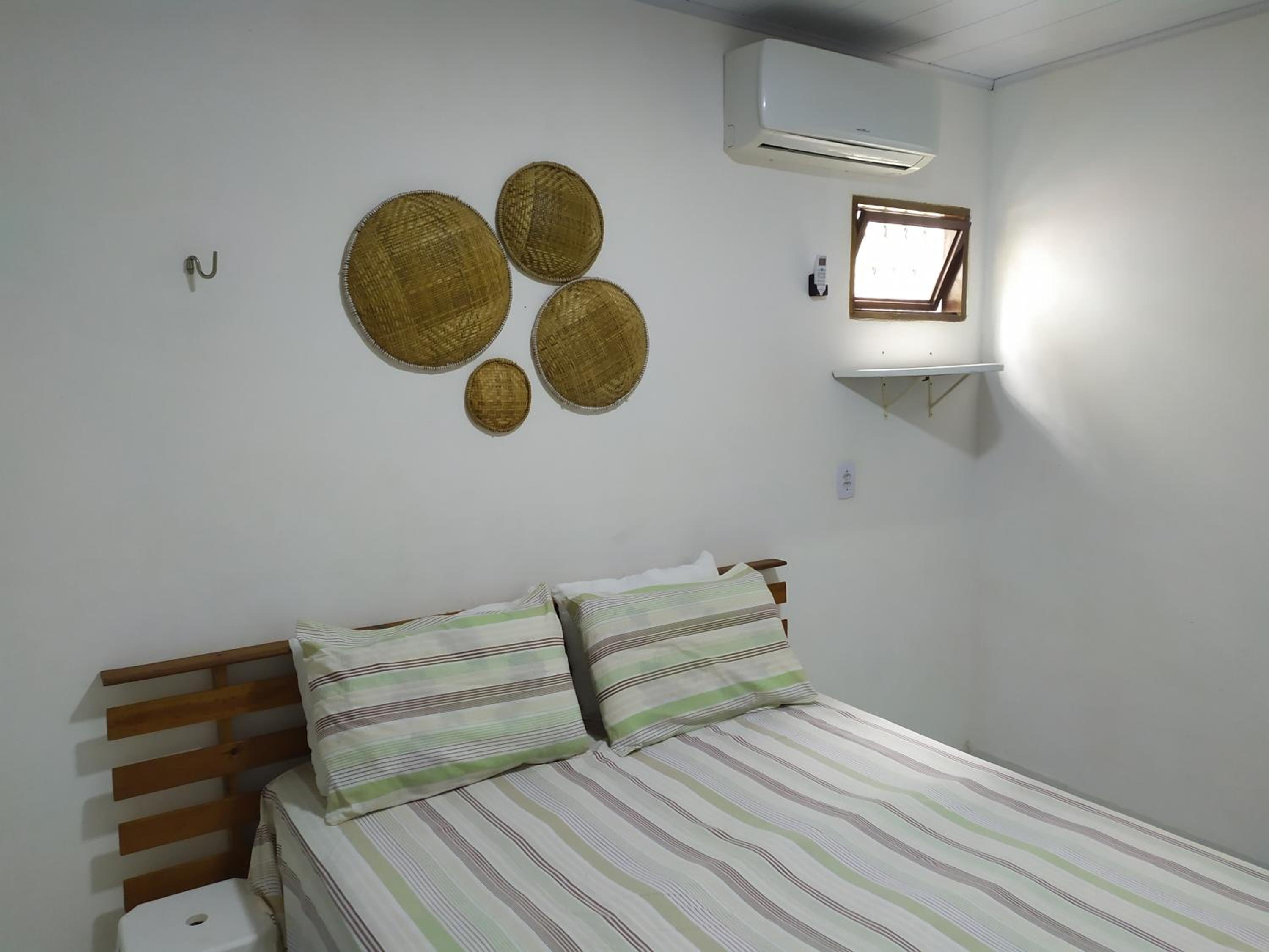 CASA À 3 KM PRAIA TAMBAÚ