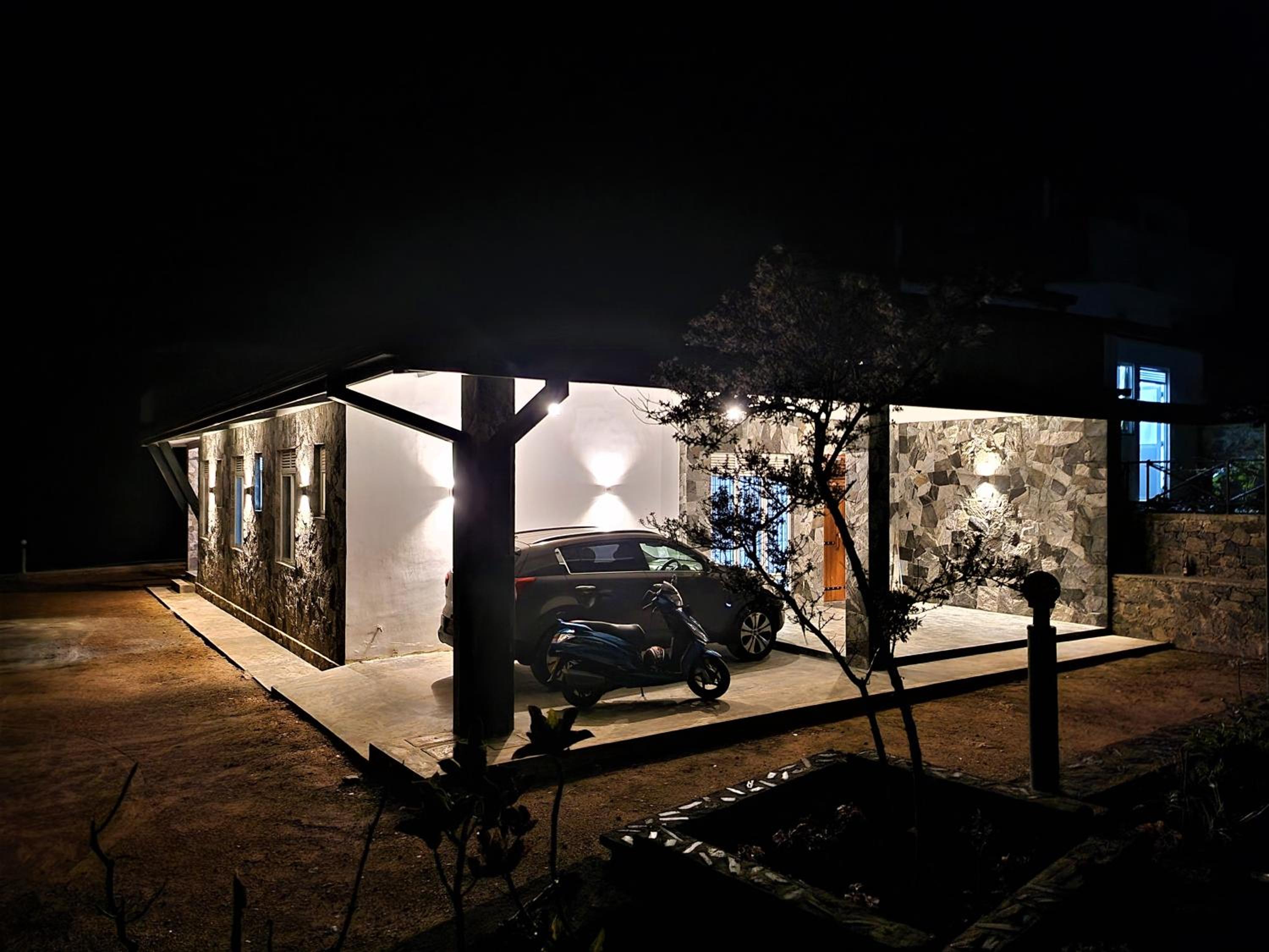 Tranquil Ridge Hilltop Bungalow