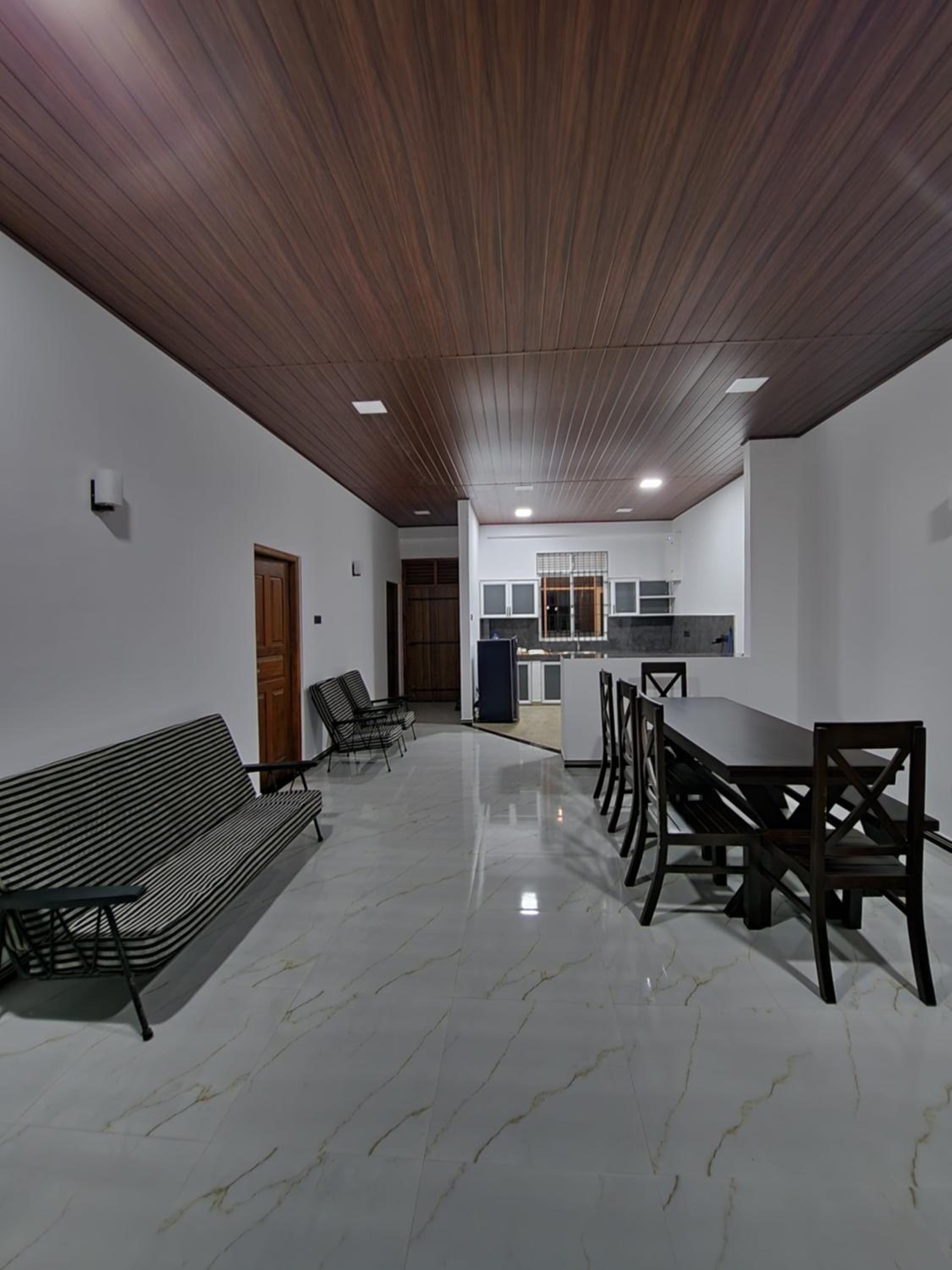 Tranquil Ridge Hilltop Bungalow