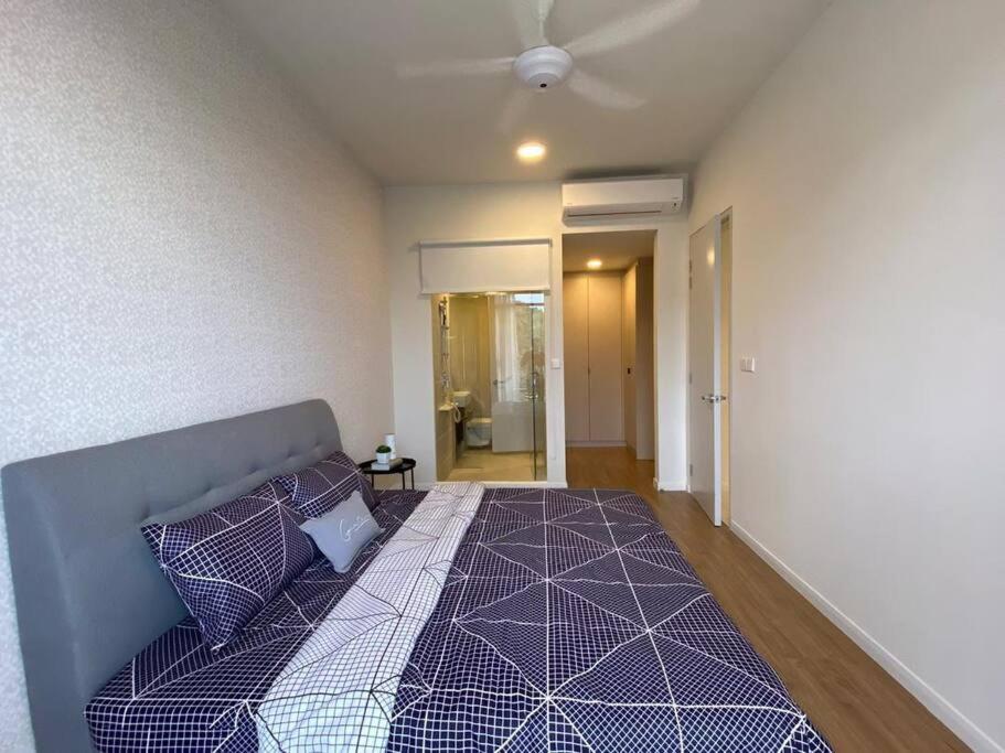 Modern Home Urban Lifestyle KL East Mall-Wifi-Netflix-WasherDryer-The Ridge