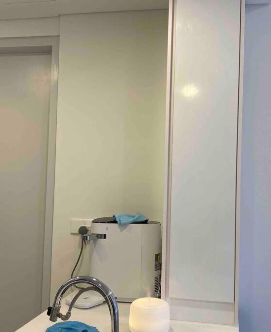 Modern Home Urban Lifestyle KL East Mall-Wifi-Netflix-WasherDryer-The Ridge
