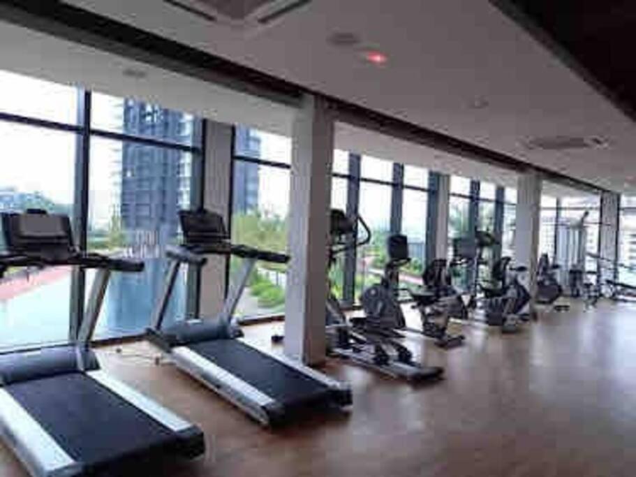 Modern Home Urban Lifestyle KL East Mall-Wifi-Netflix-WasherDryer-The Ridge