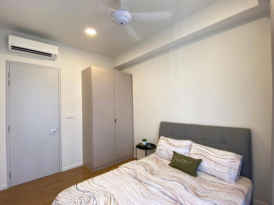 Modern Home Urban Lifestyle KL East Mall-Wifi-Netflix-WasherDryer-The Ridge