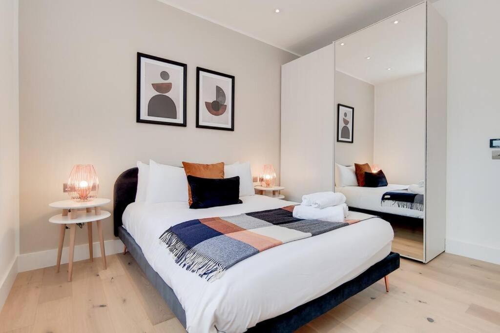 13 Borough Apartments - Contemporary 1-Bed, 1-Bath in Borough