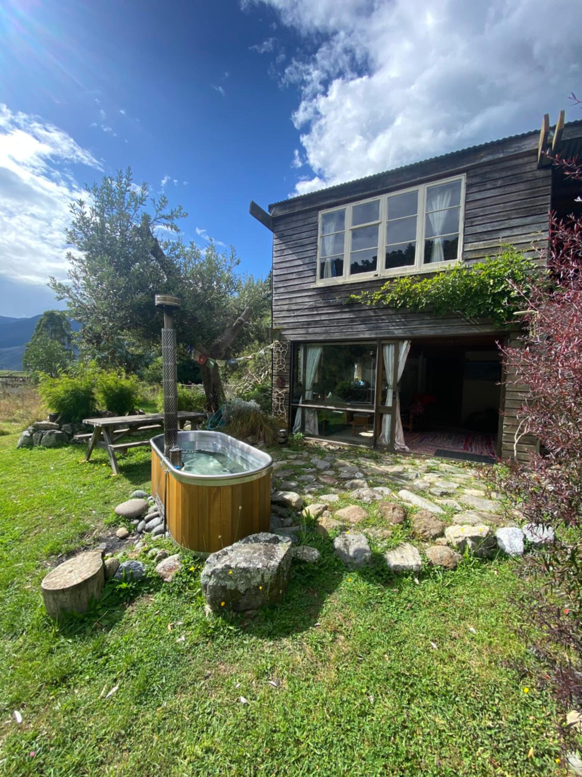 Alpacas Off Grid - Eco Cabin