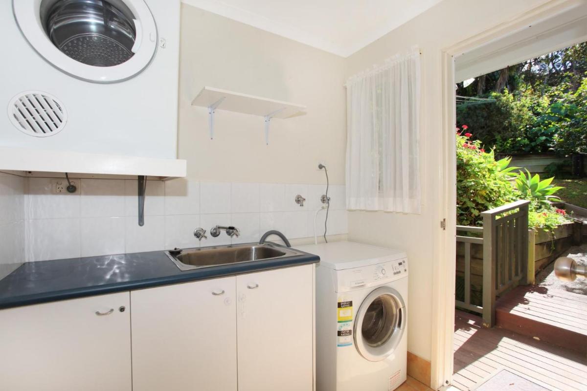 10 Barra Crescent