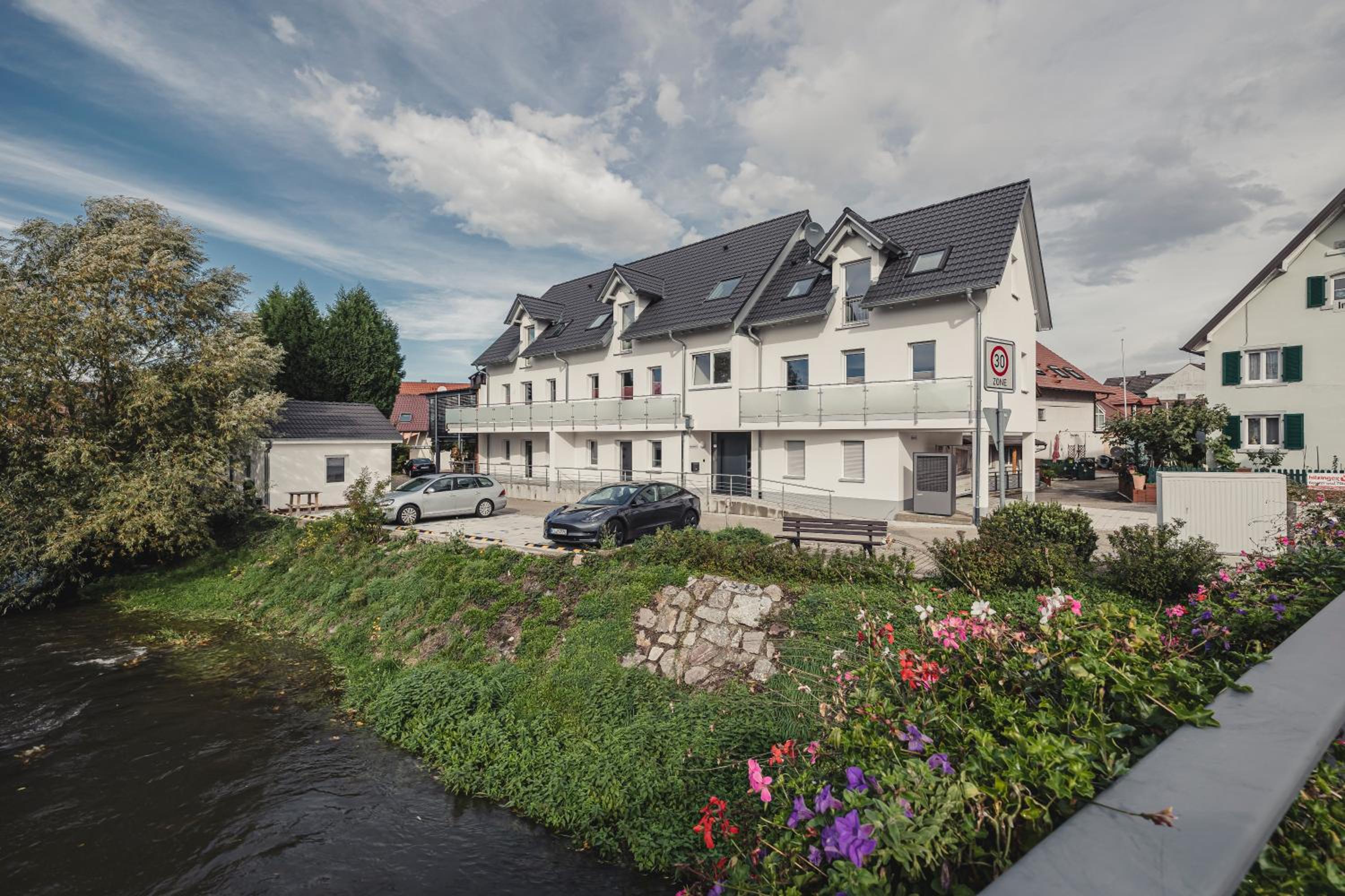 Ferienwohnungen und Boardinghouse Heimbach in Renchen