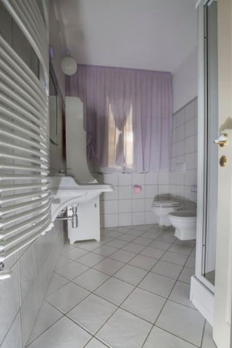 Villa MERAVIGLIA, heated pool, 16 km from the sea