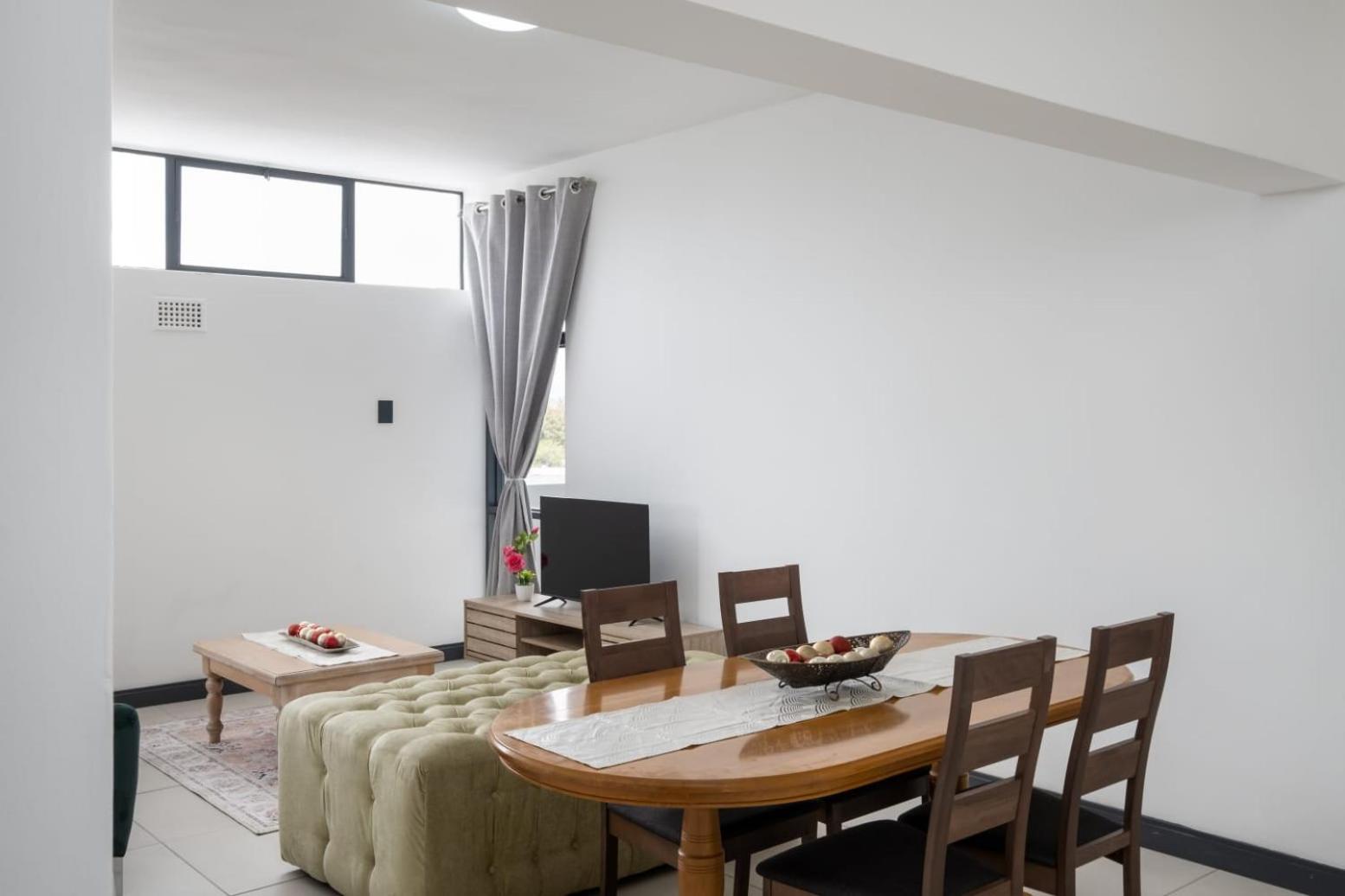 Loxton apartment