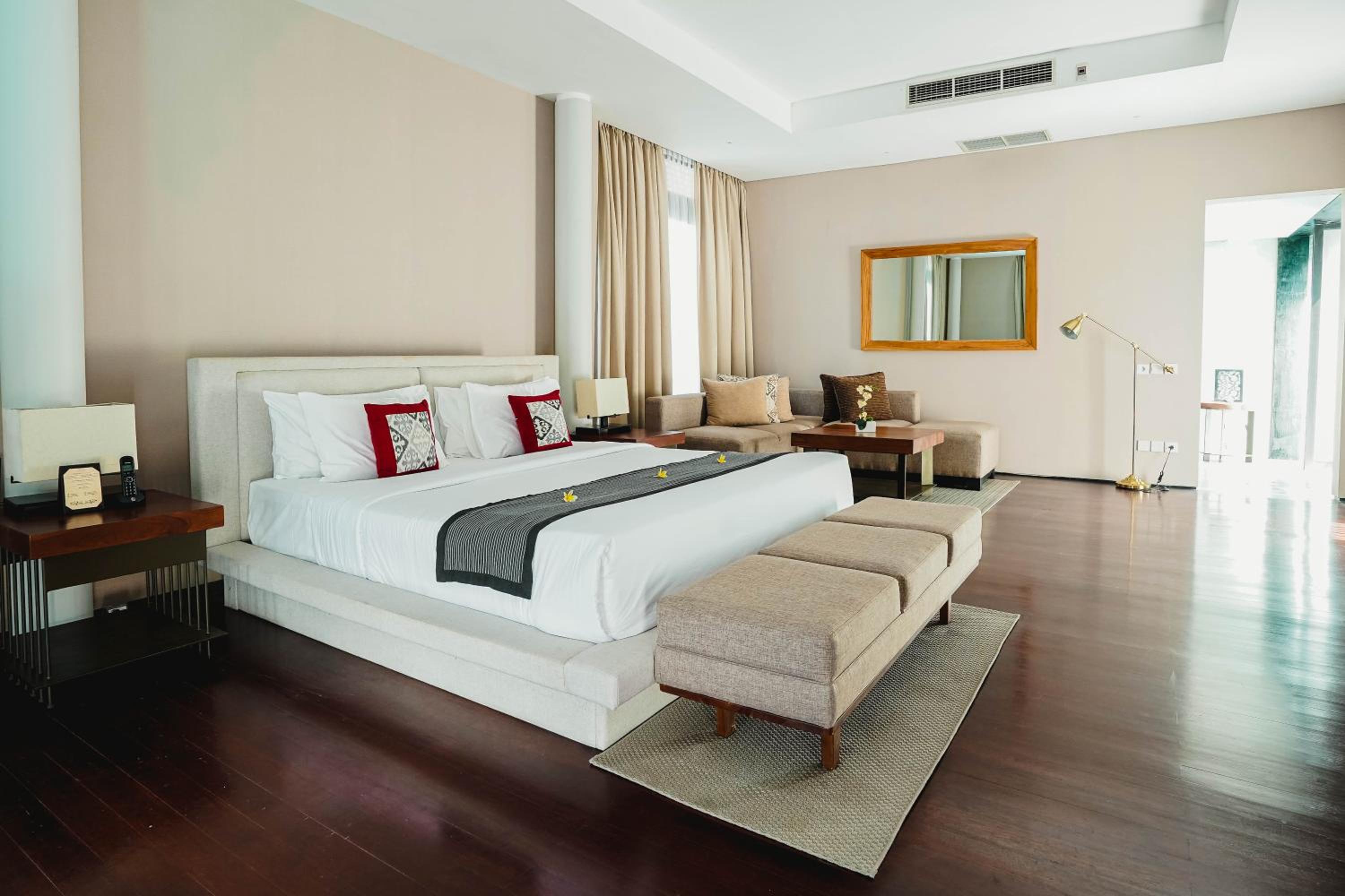 Javana Royal Villas