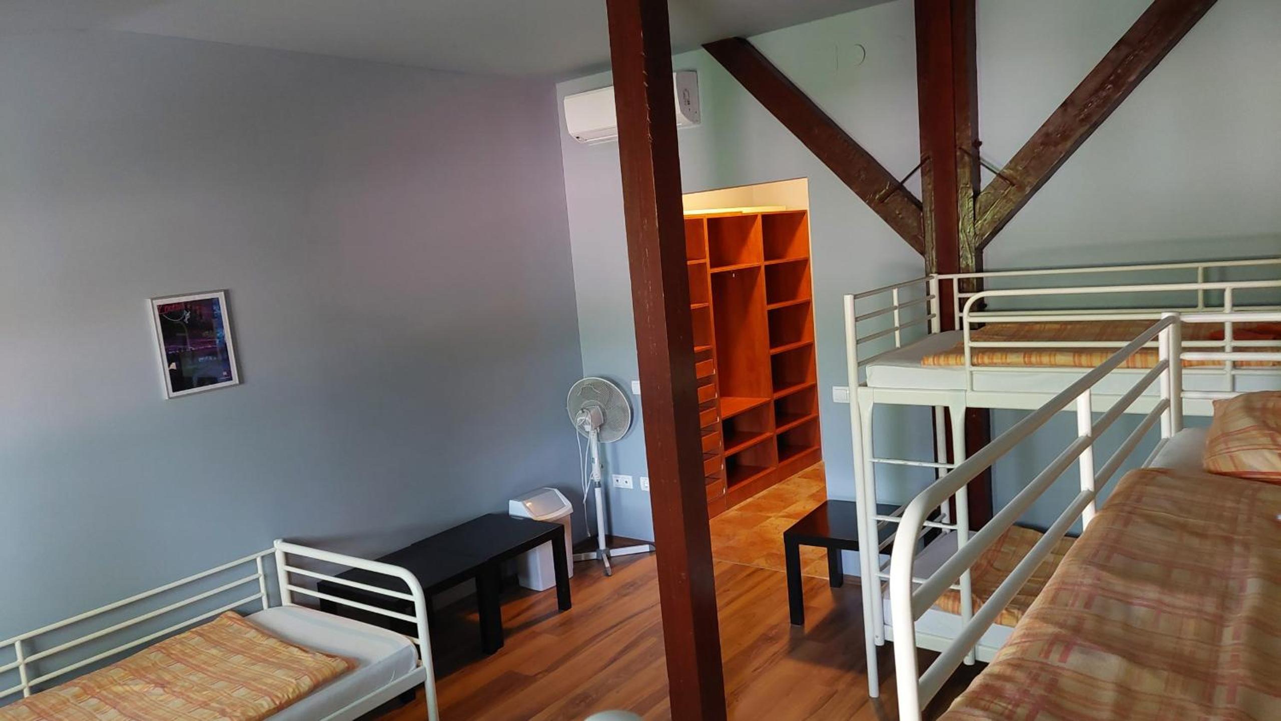 Bordany Hostel