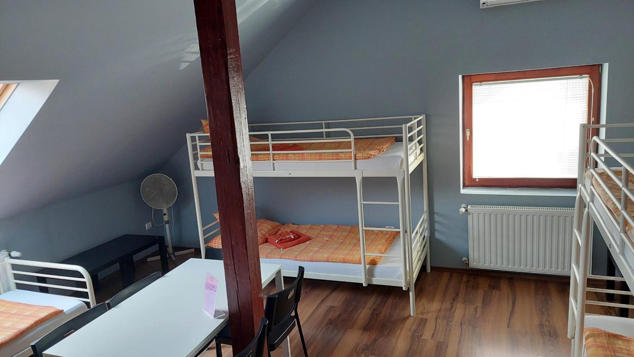Bordany Hostel