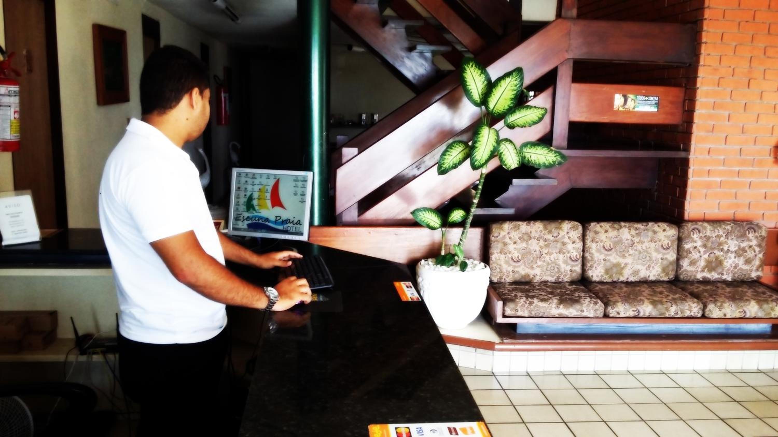 Escuna Praia Hotel