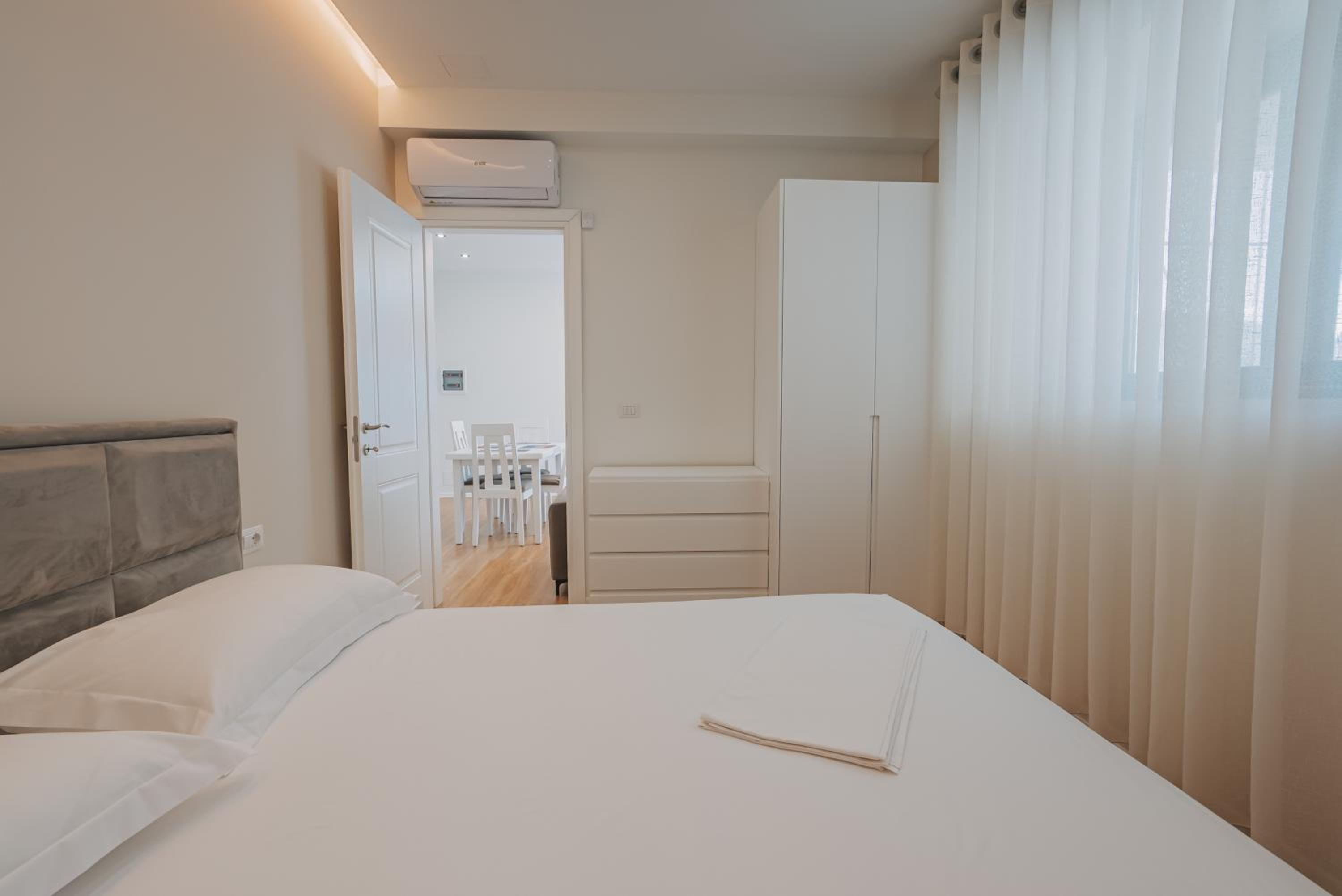 JD Luxury Apartments