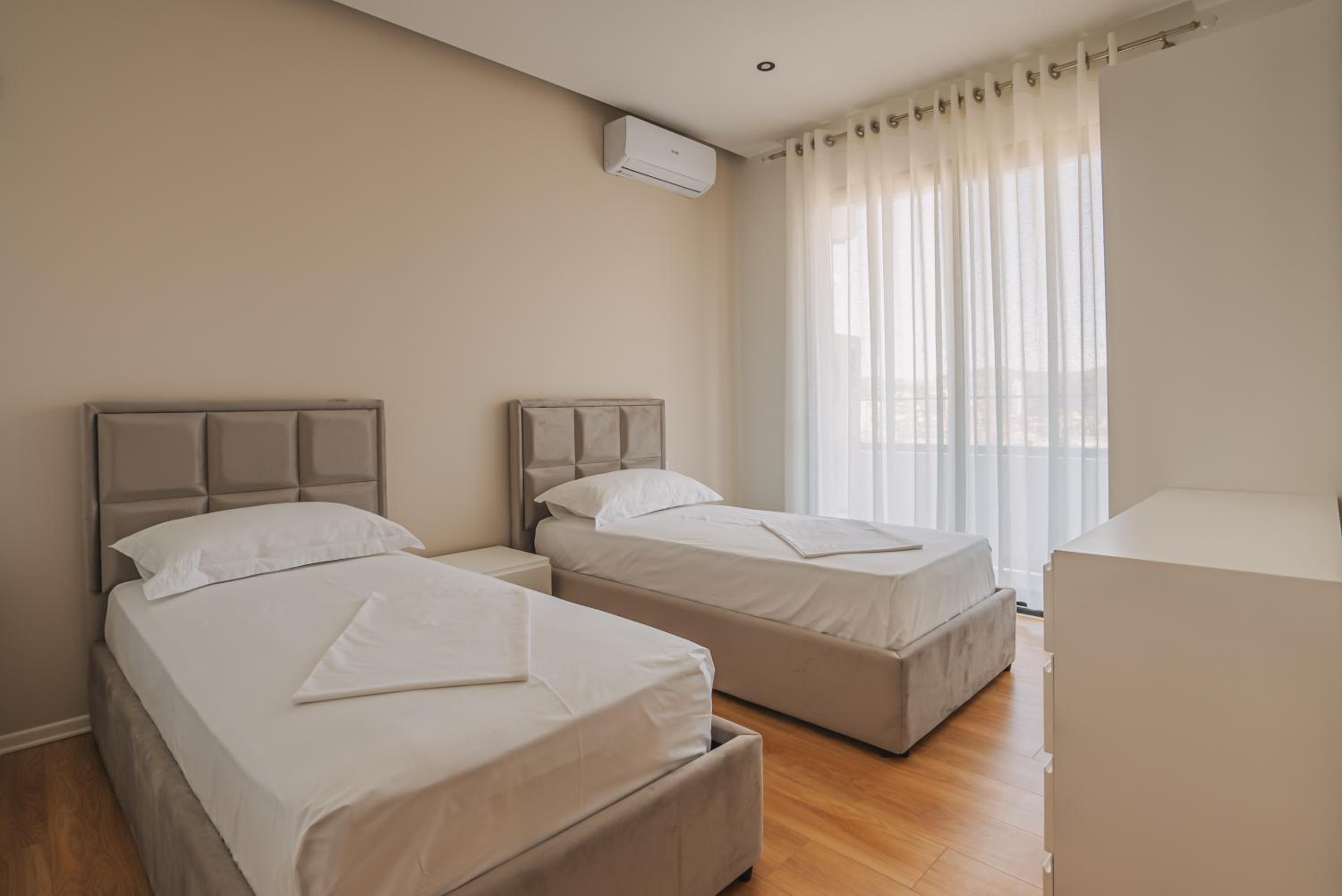 JD Luxury Apartments