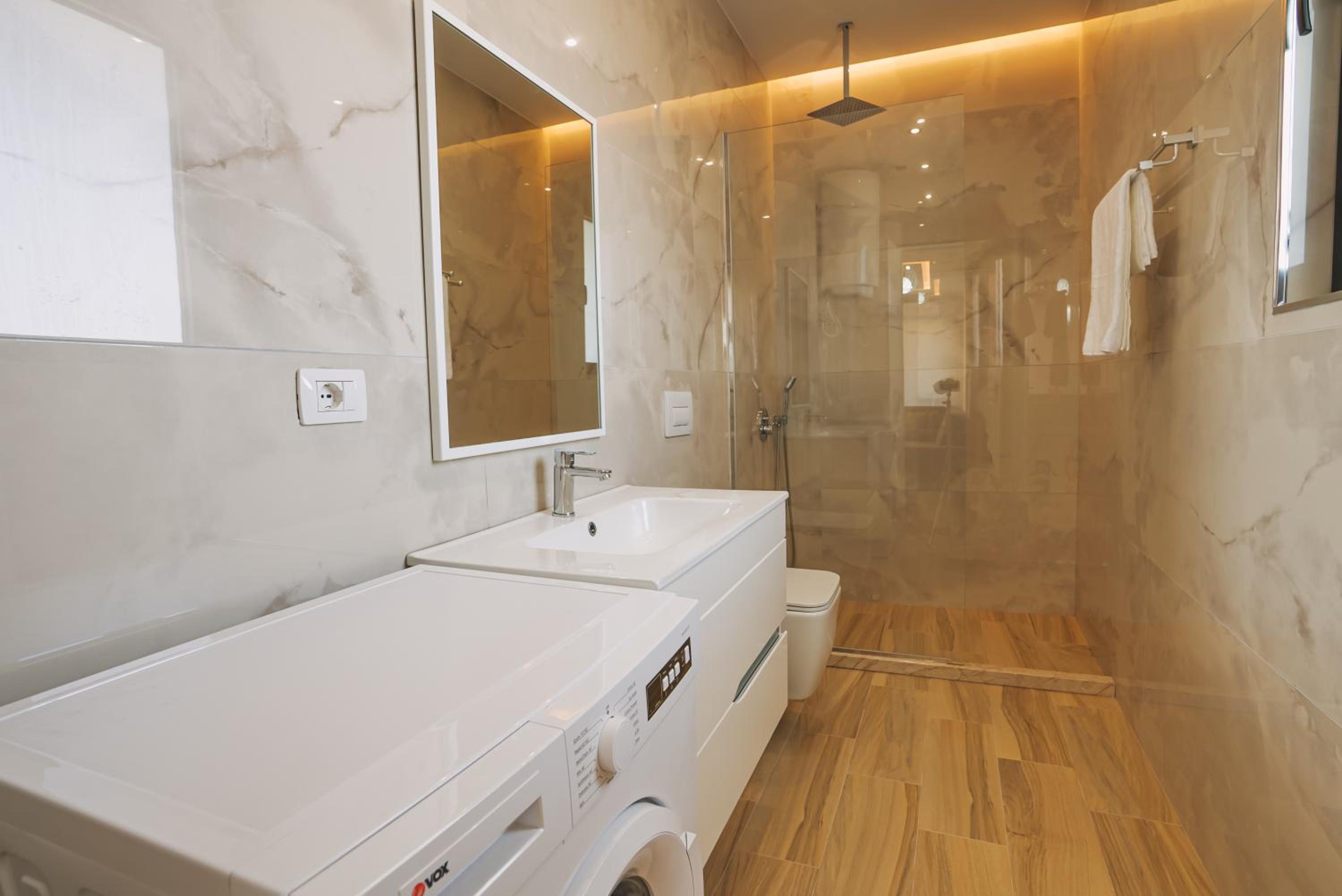 JD Luxury Apartments