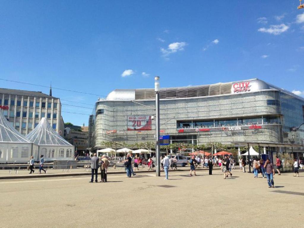 Photo 10