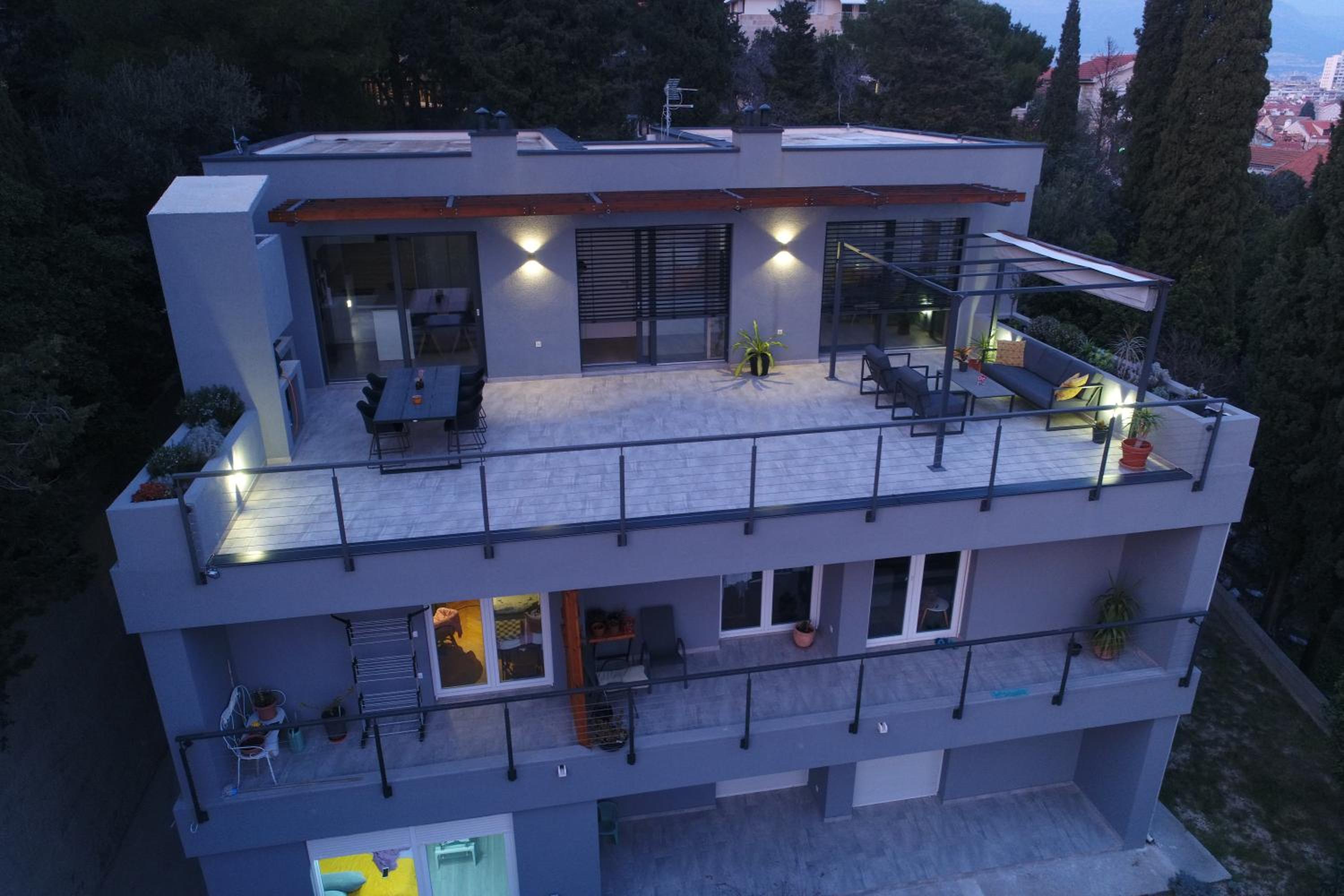 AMAI APARTMENT