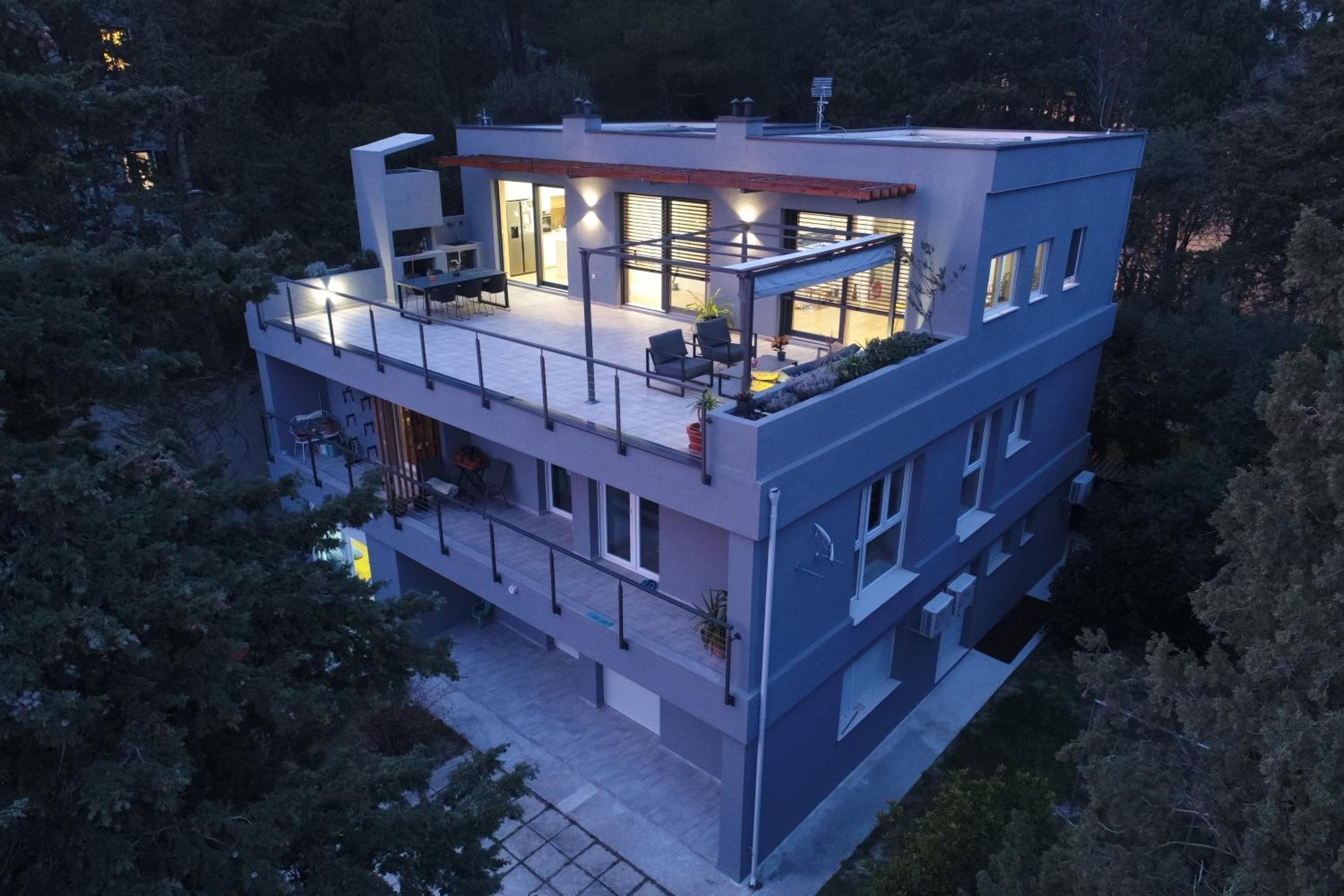 AMAI APARTMENT