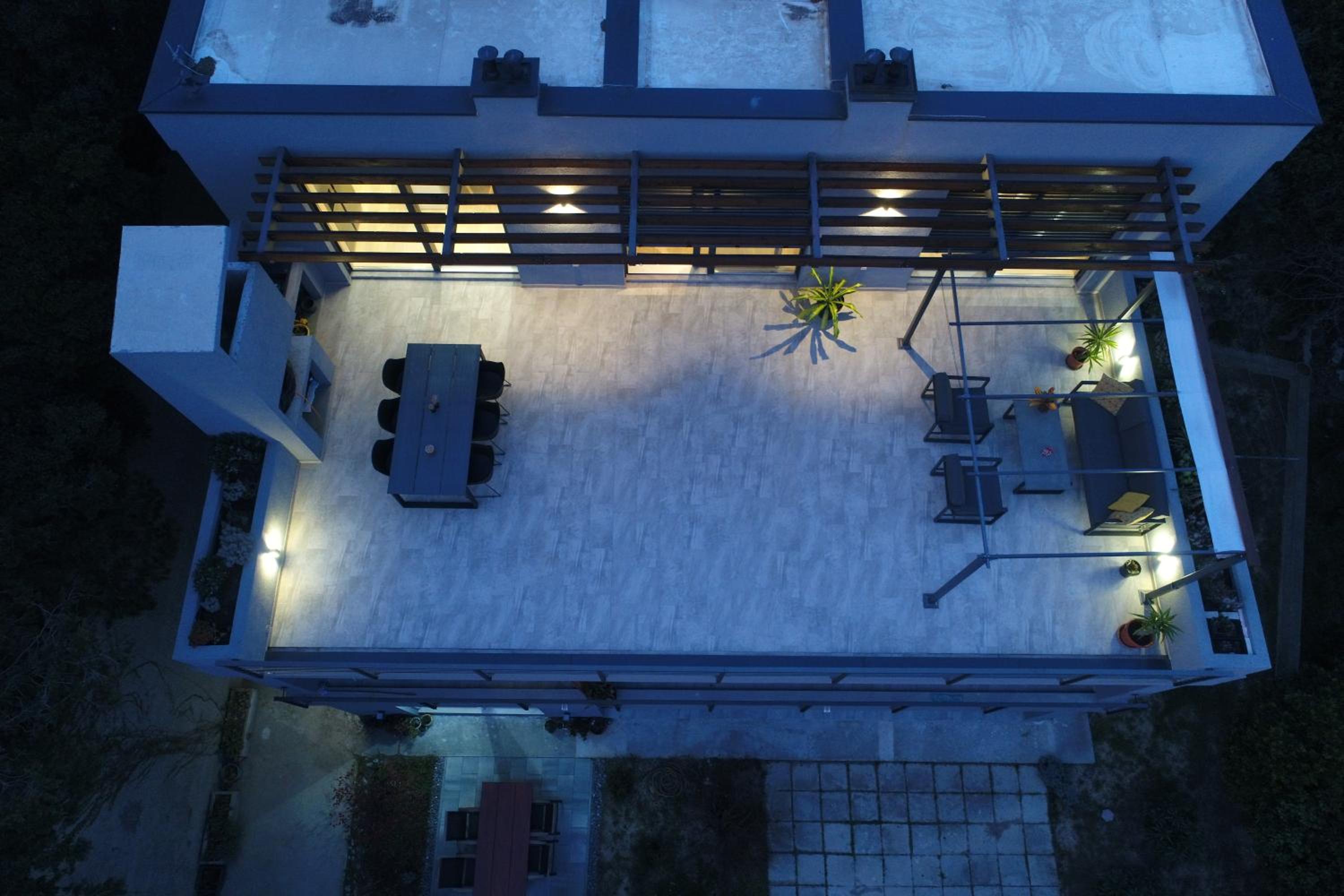 AMAI APARTMENT