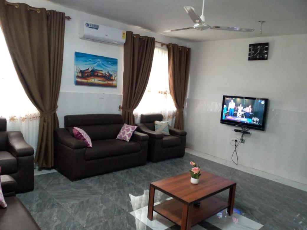 Executive 2 Bedrooms Apartment view 5