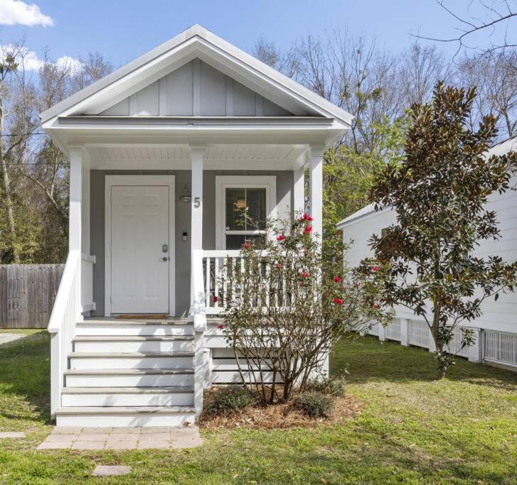 Best Cottage in Ocean Springs- GOLF CART INCLUDED!!! view 2