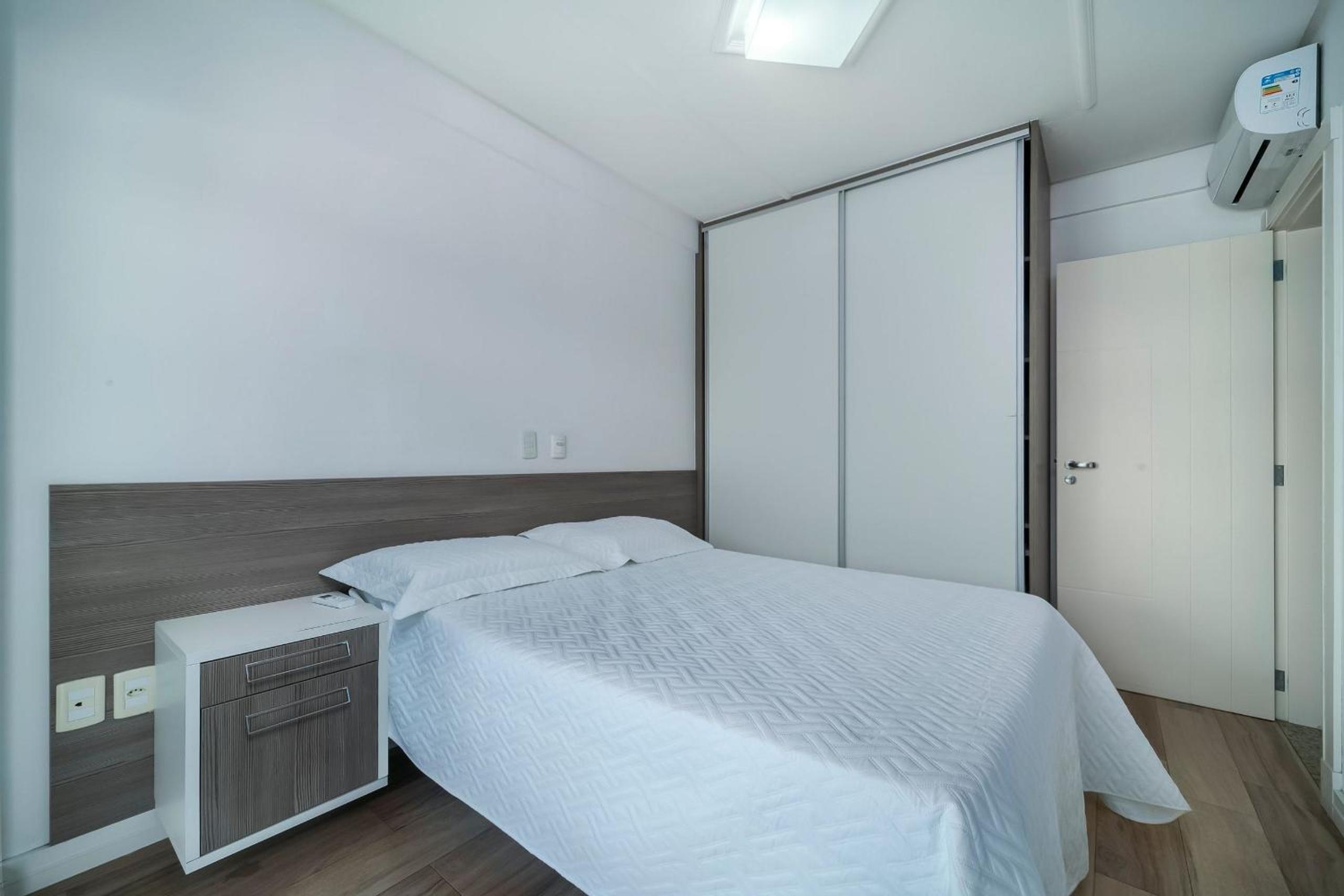Aluguel Apartamento 3 quartos sendo 1 suíte em Bombinhas