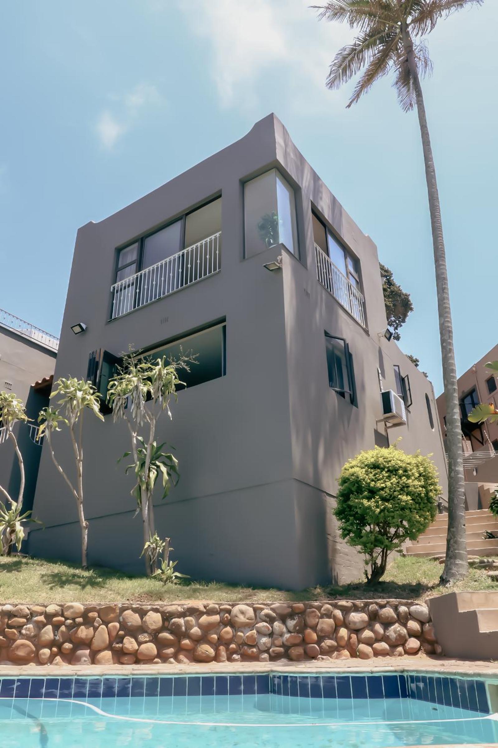 Hotel Ocean Rocks Villa, Umhlanga - Image 1